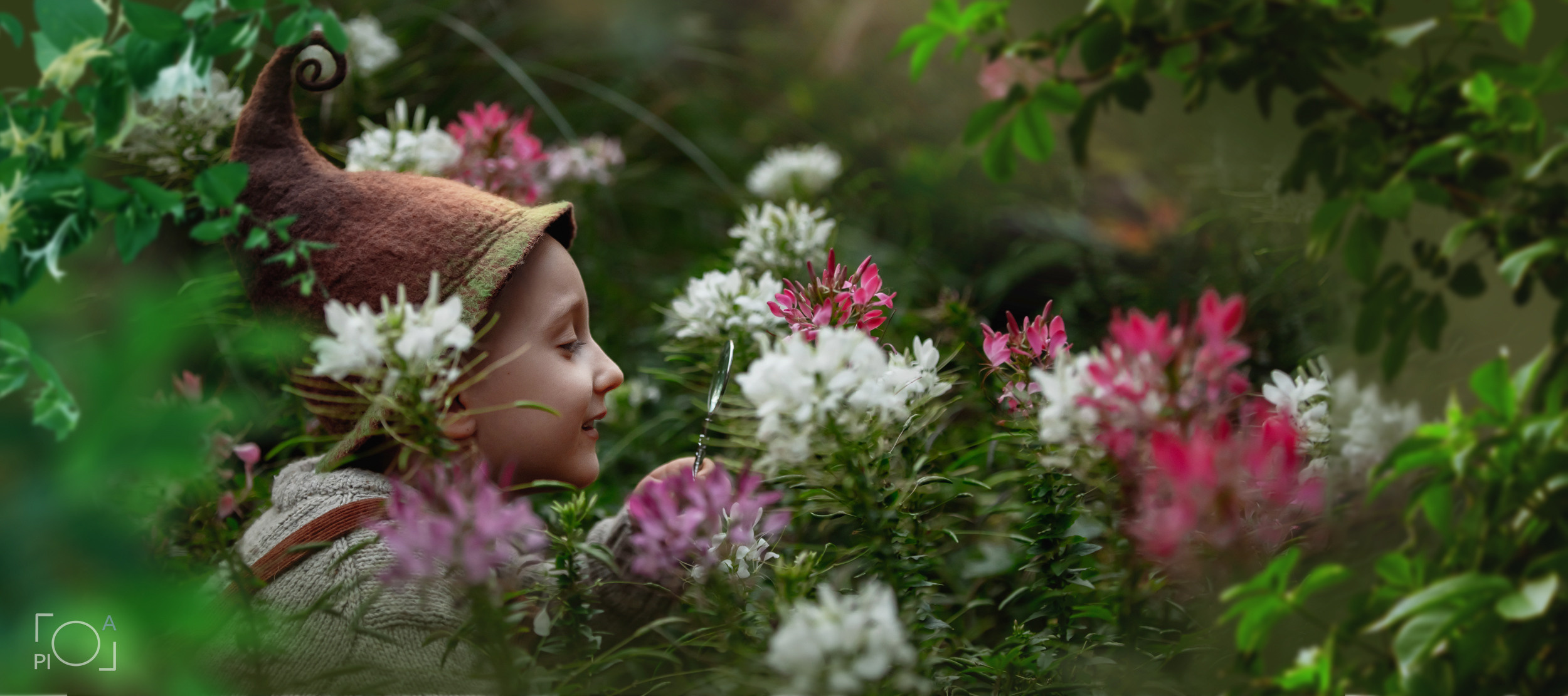 A dwarf in the forest. Photographer in Shanghai — Lola Pidluskaya