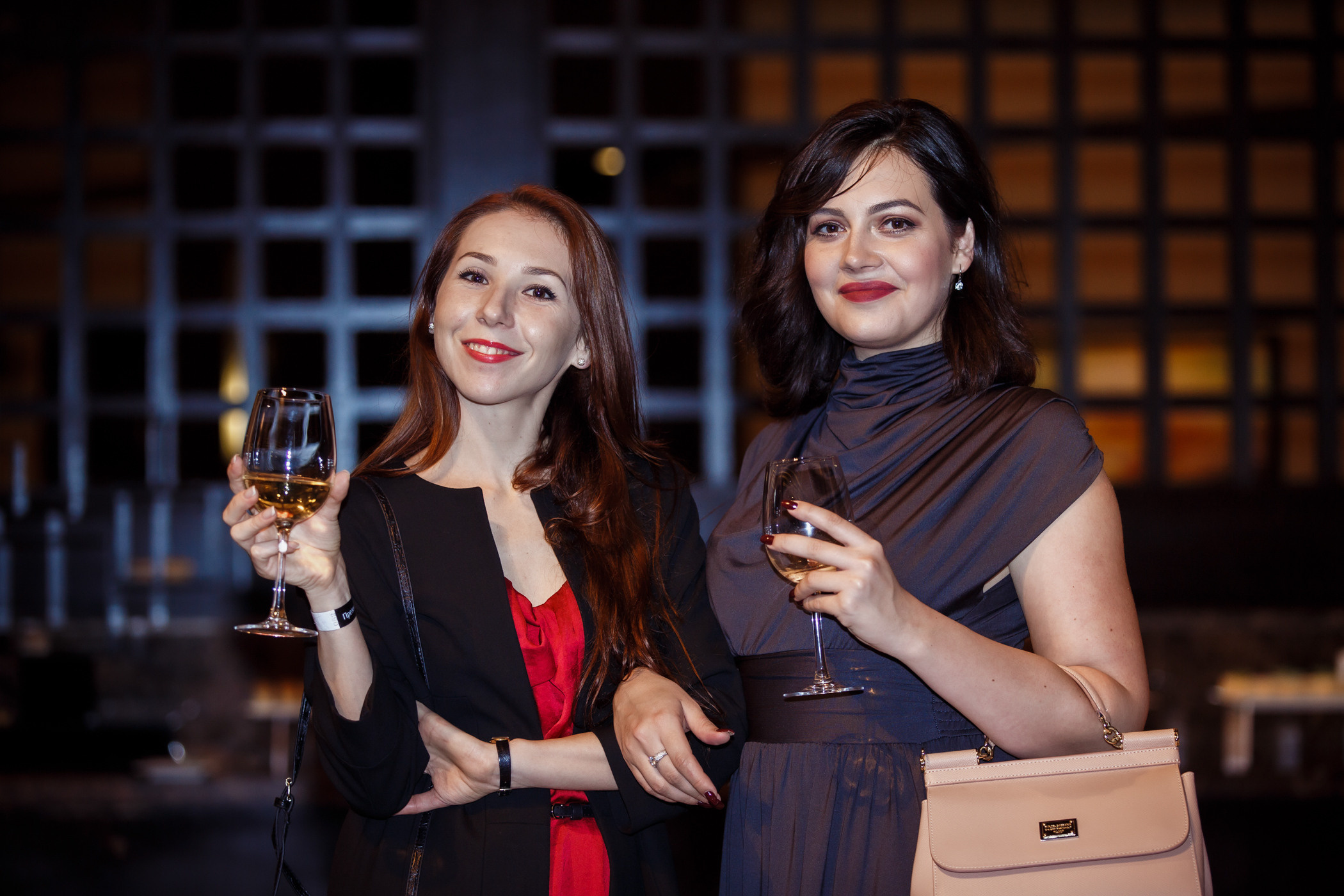 Презентация книги Д. Высоцкой. Фотограф в Шанхае — Лола Пидлуская