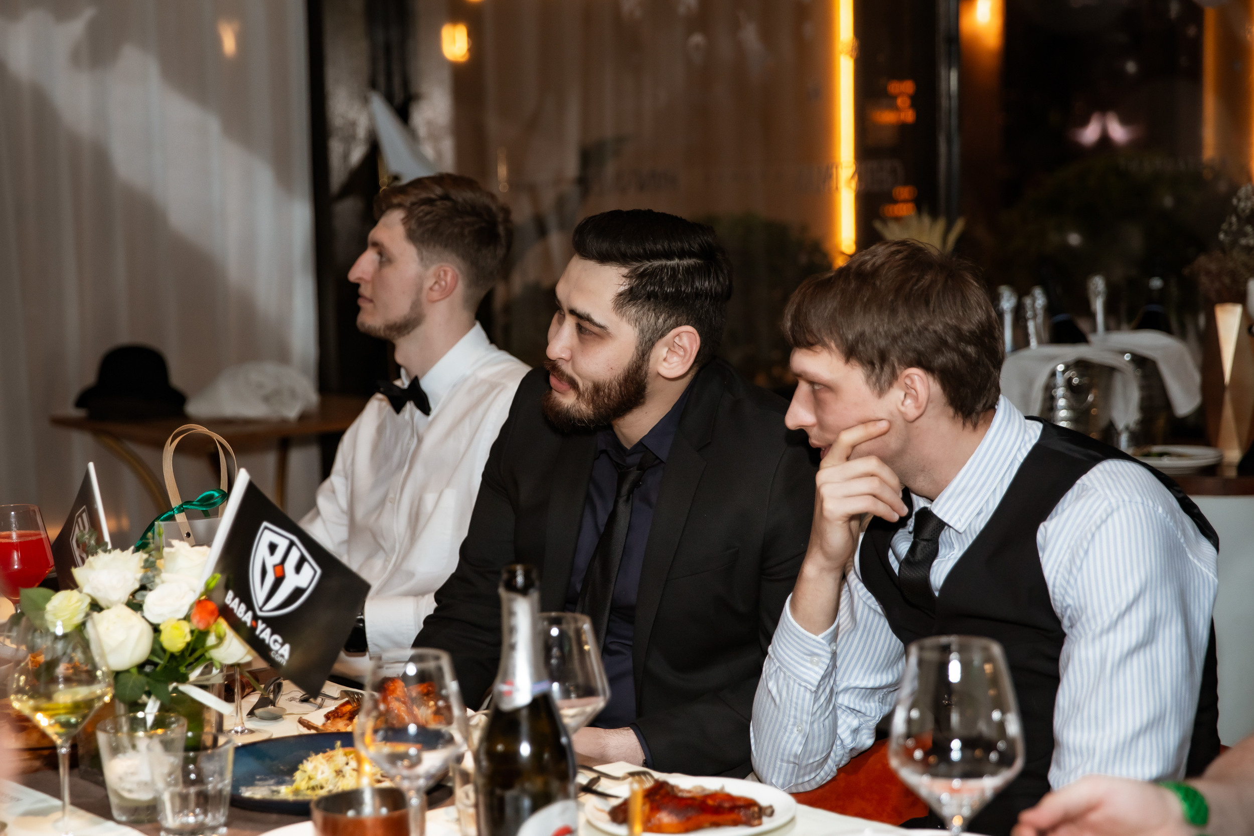 Corporate party in the style of a gangster party. Photographer in Shanghai — Lola Pidluskaya