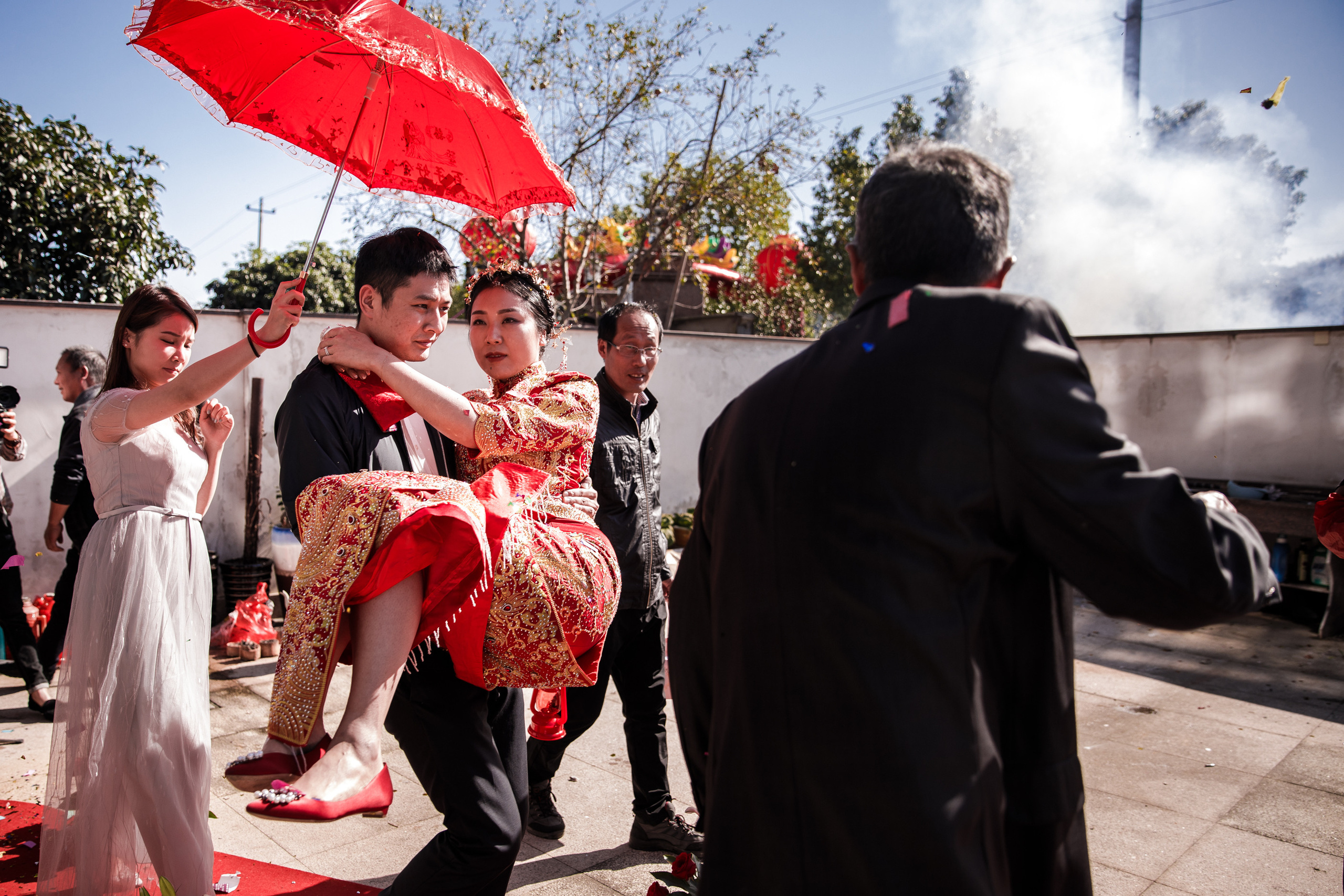 Китайская свадьба по традиционным китайским + европейским обычаям. Фотограф в Шанхае — Лола Пидлуская