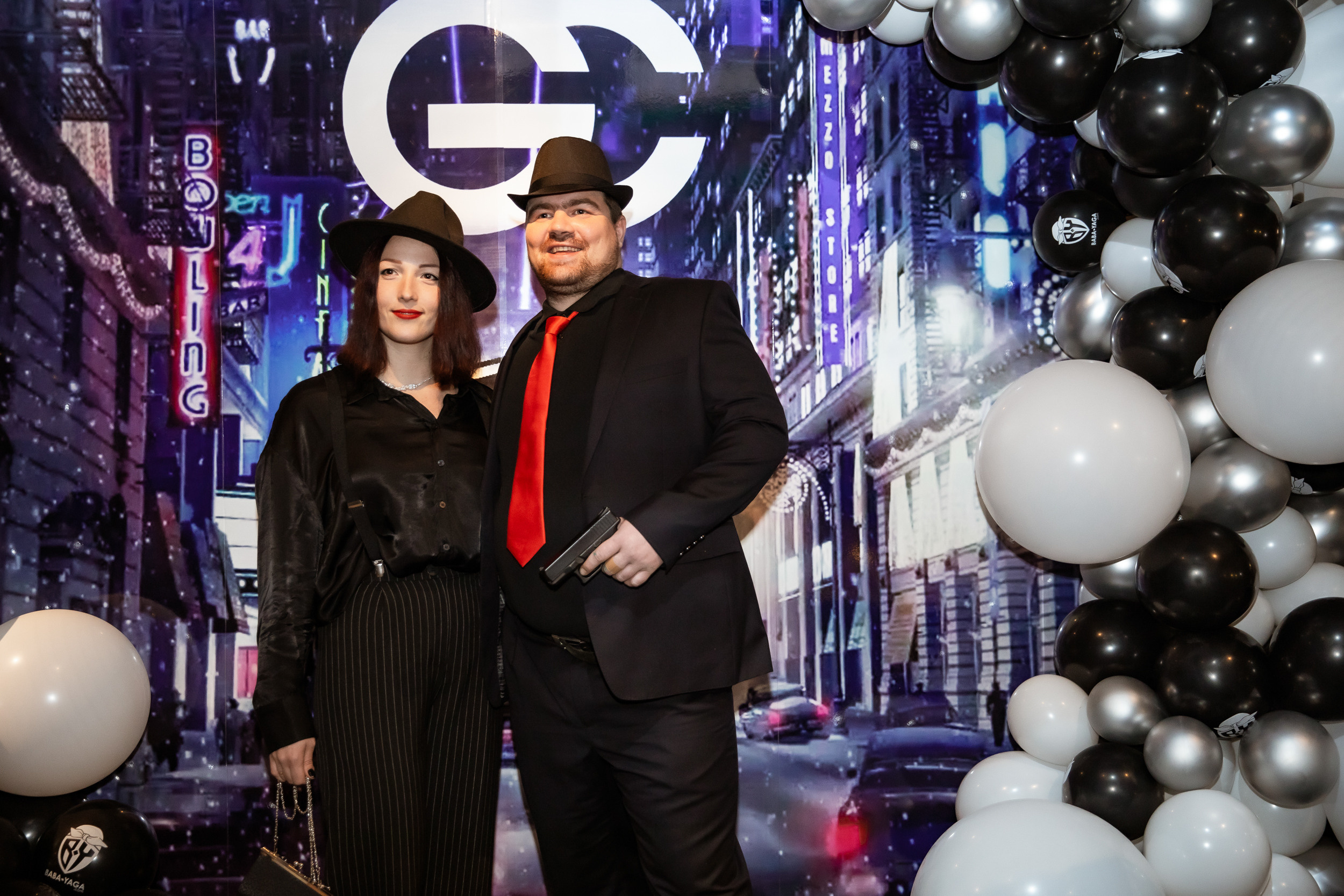 Corporate party in the style of a gangster party. Photographer in Shanghai — Lola Pidluskaya