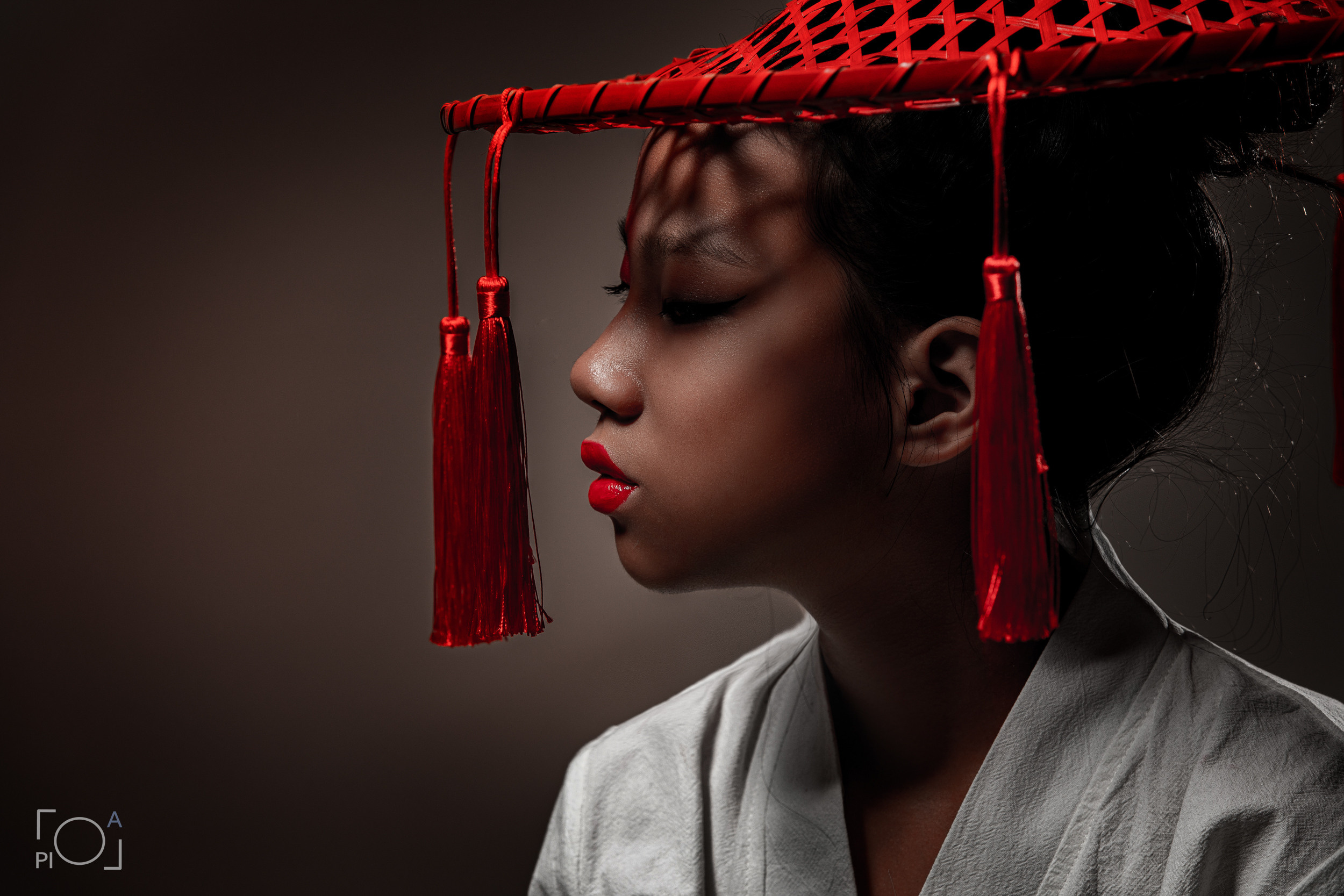 Студийная съемка. Три образа от проф. визажиста. Фотограф в Шанхае — Лола Пидлуская