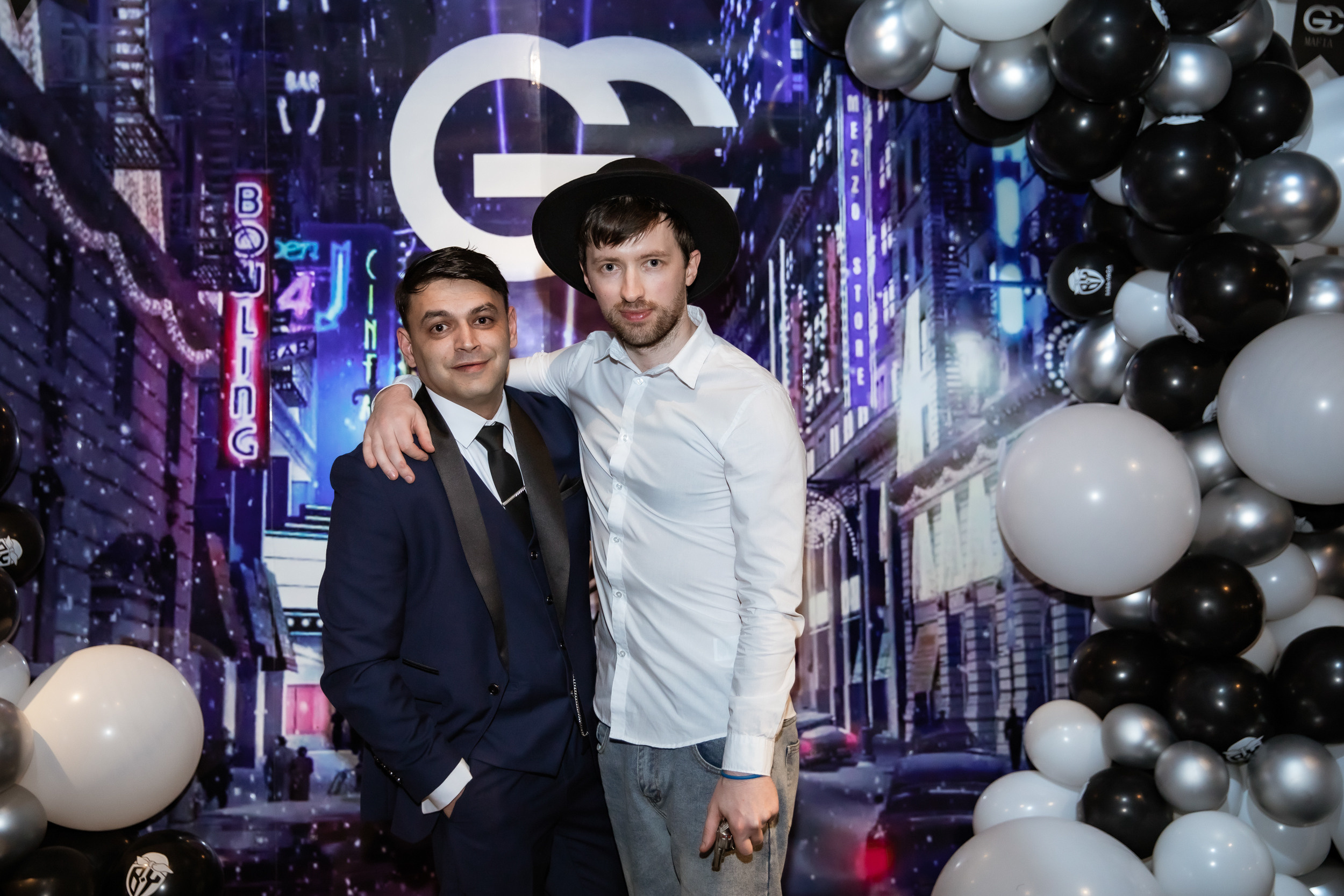 Corporate party in the style of a gangster party. Photographer in Shanghai — Lola Pidluskaya