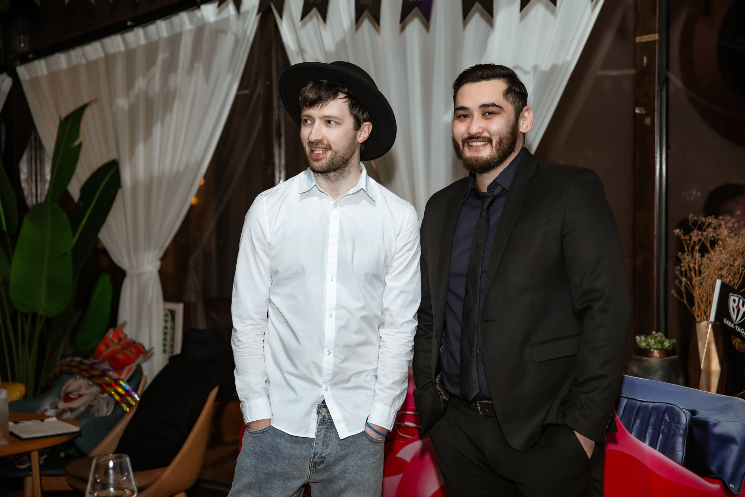 Corporate party in the style of a gangster party. Photographer in Shanghai — Lola Pidluskaya