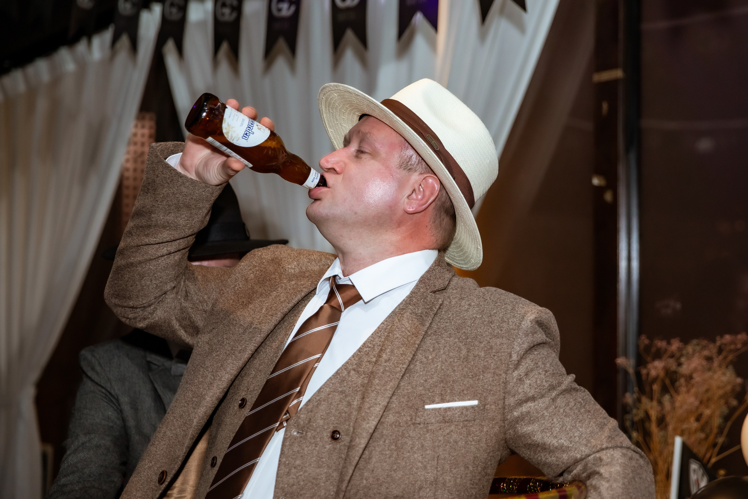 Corporate party in the style of a gangster party. Photographer in Shanghai — Lola Pidluskaya