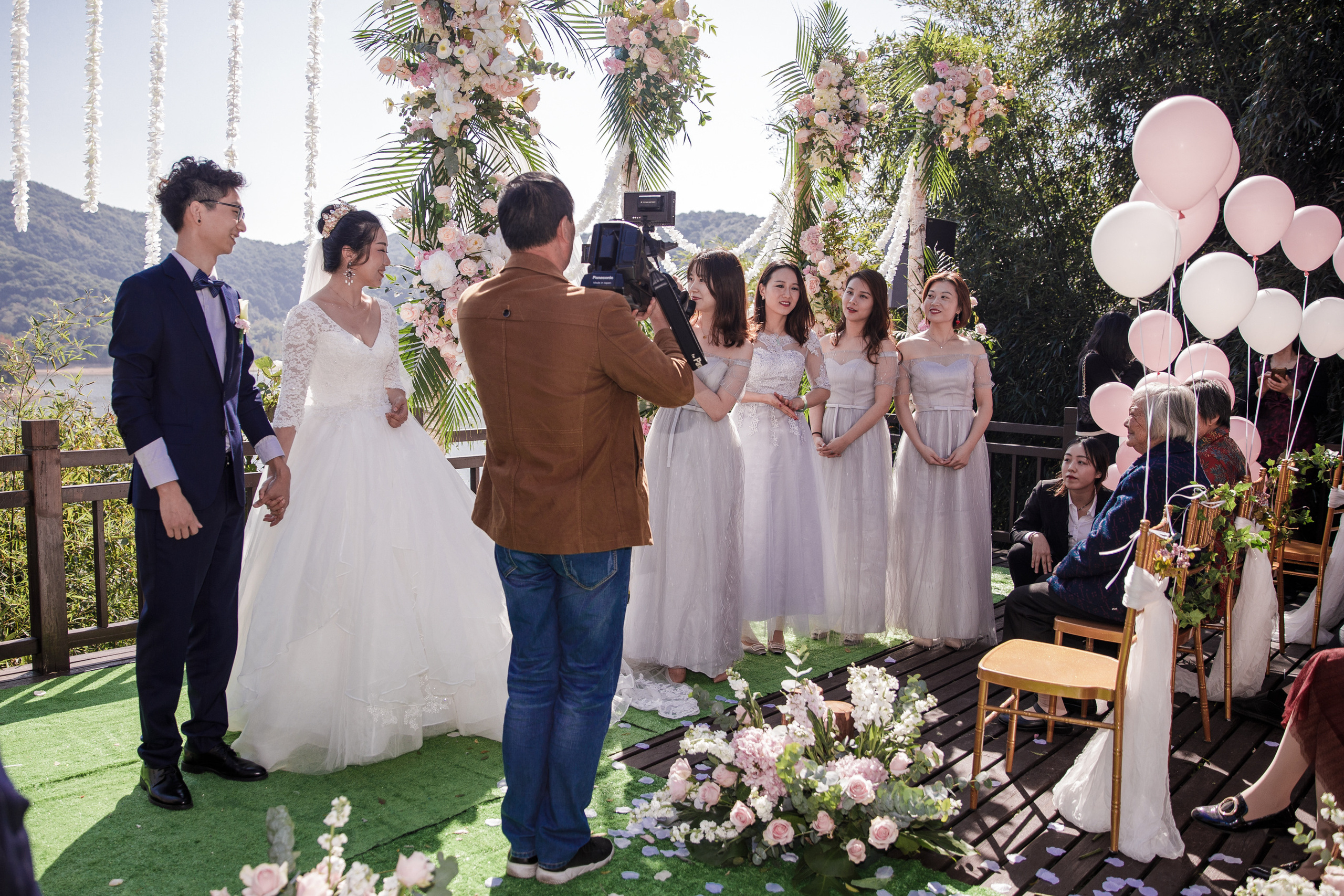 Китайская свадьба по традиционным китайским + европейским обычаям. Фотограф в Шанхае — Лола Пидлуская