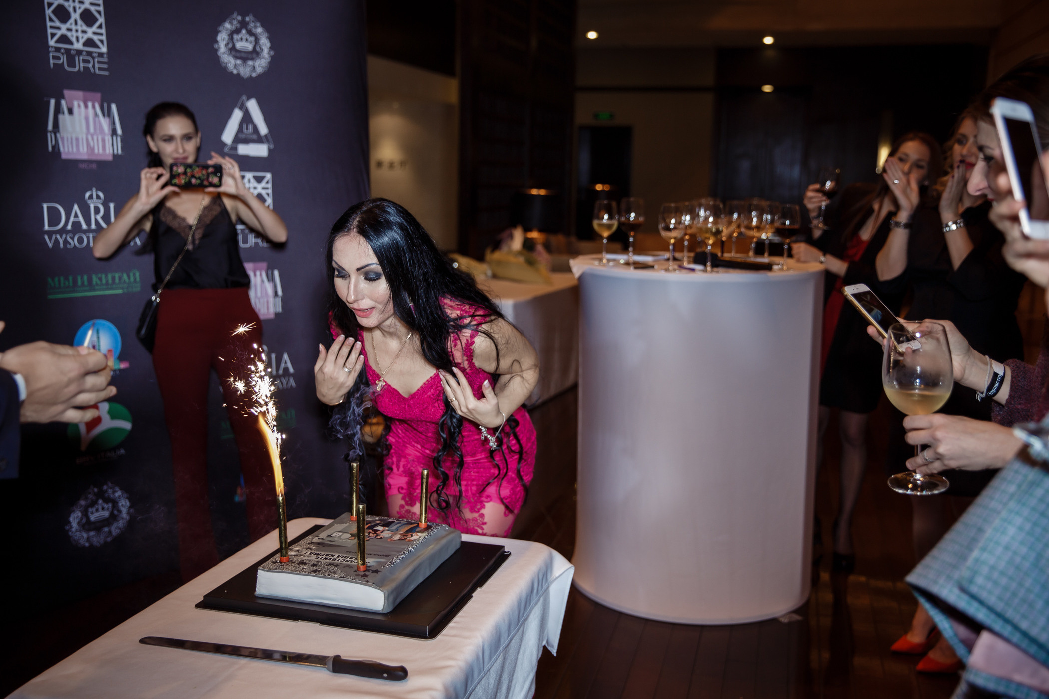 Презентация книги Д. Высоцкой. Фотограф в Шанхае — Лола Пидлуская