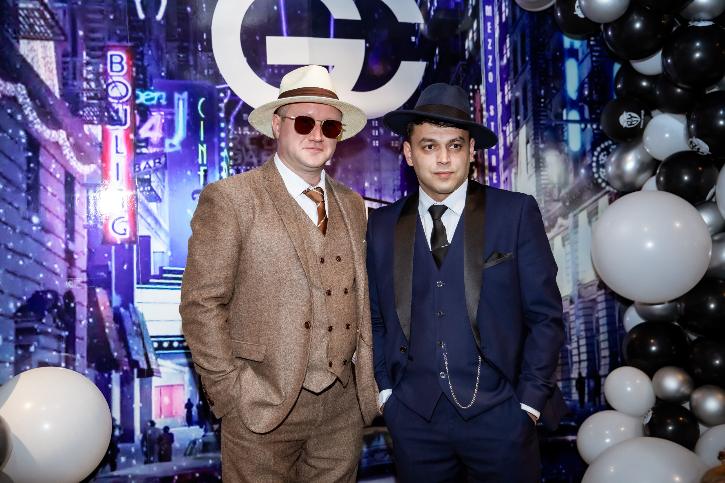 Corporate party in the style of a gangster party. Photographer in Shanghai — Lola Pidluskaya