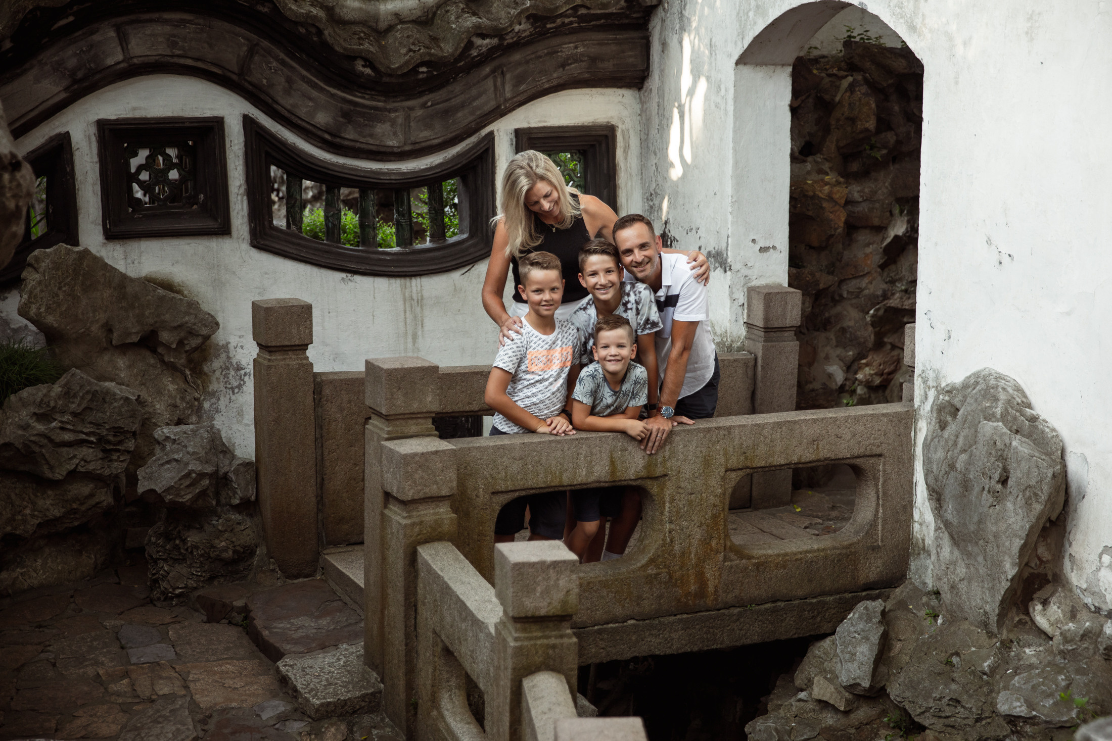 Семейная фотопрогулка, 2 часа — 2 локации. Фотограф в Шанхае — Лола Пидлуская