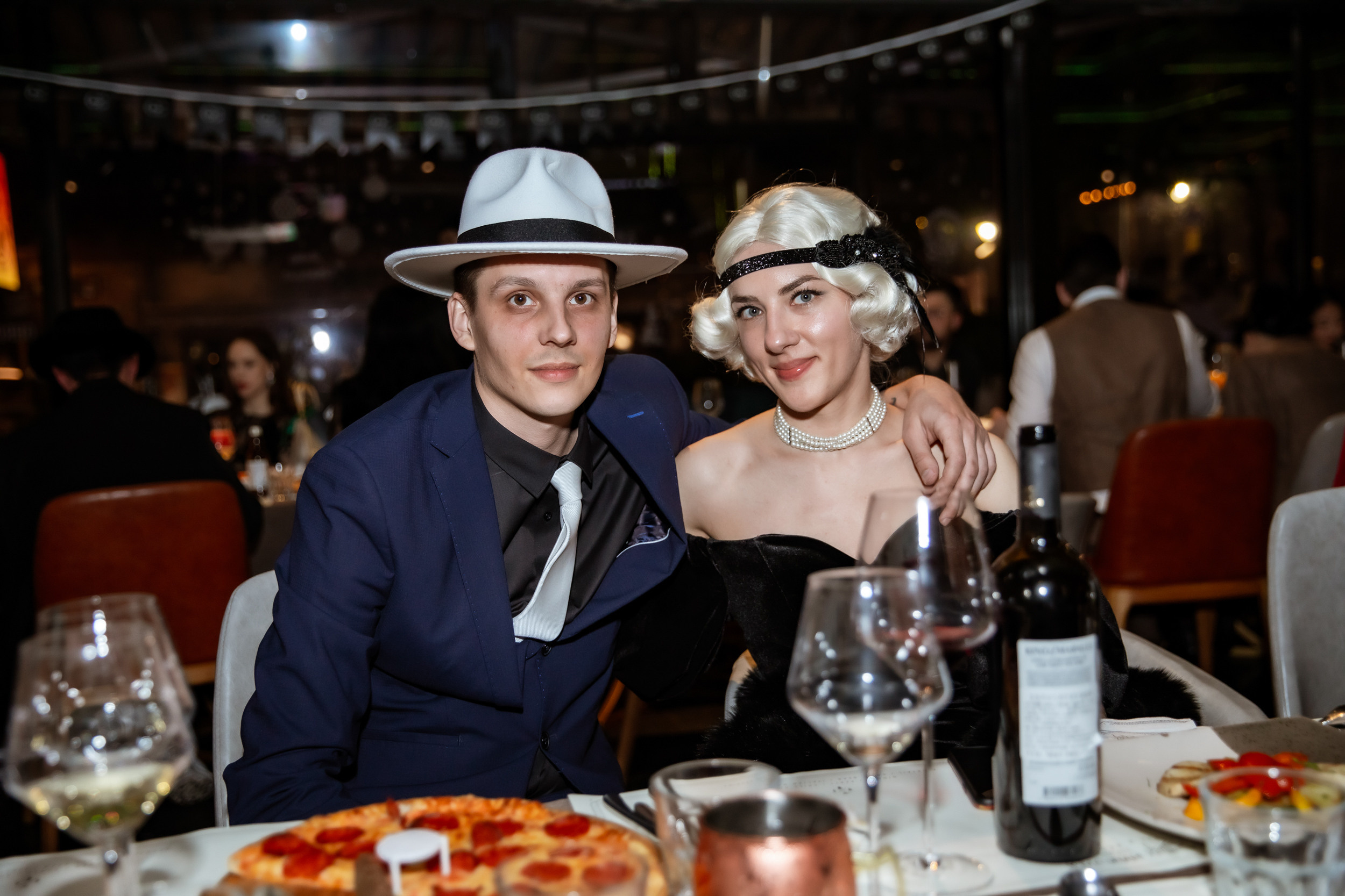 Corporate party in the style of a gangster party. Photographer in Shanghai — Lola Pidluskaya