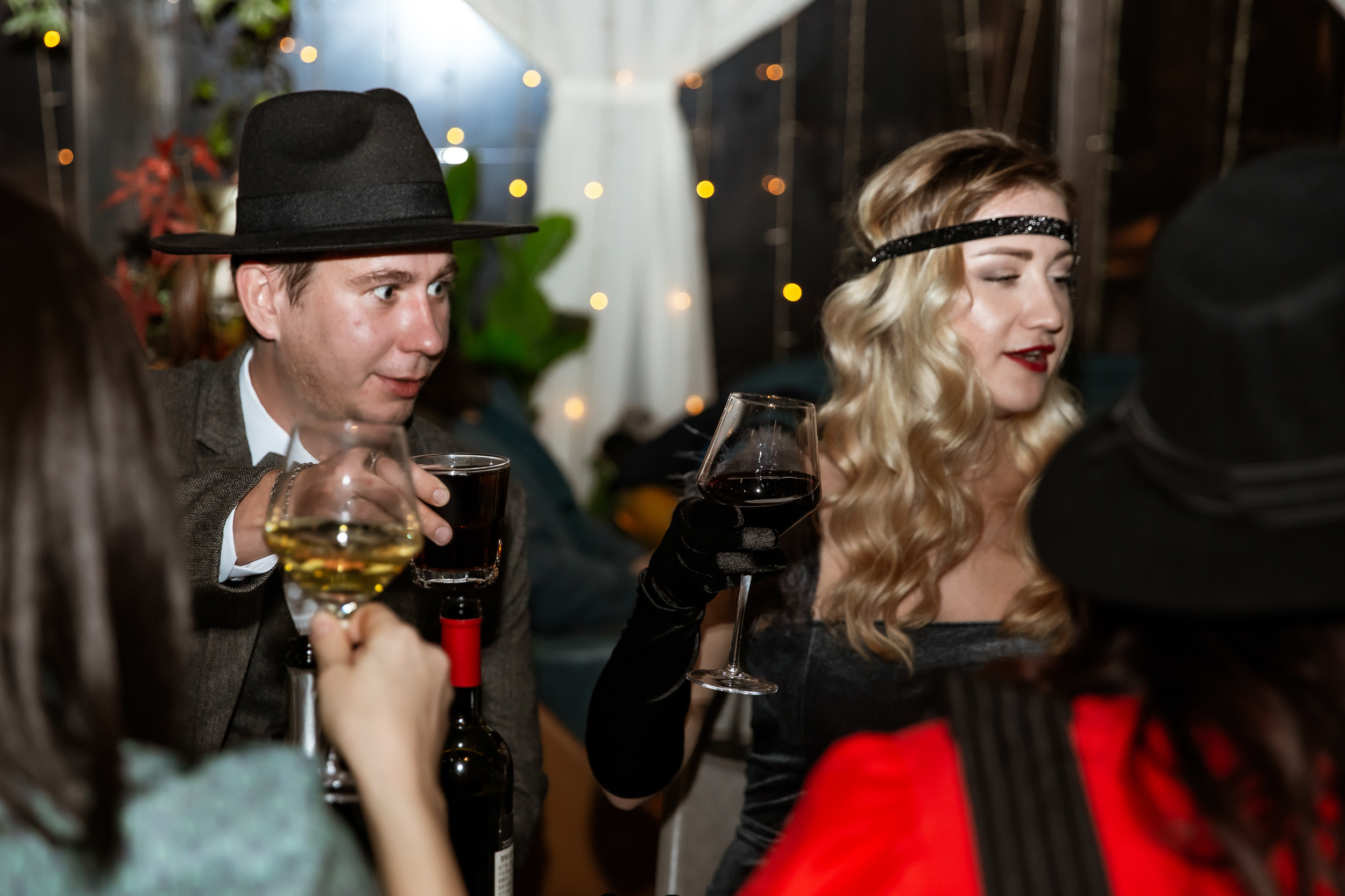 Corporate party in the style of a gangster party. Photographer in Shanghai — Lola Pidluskaya