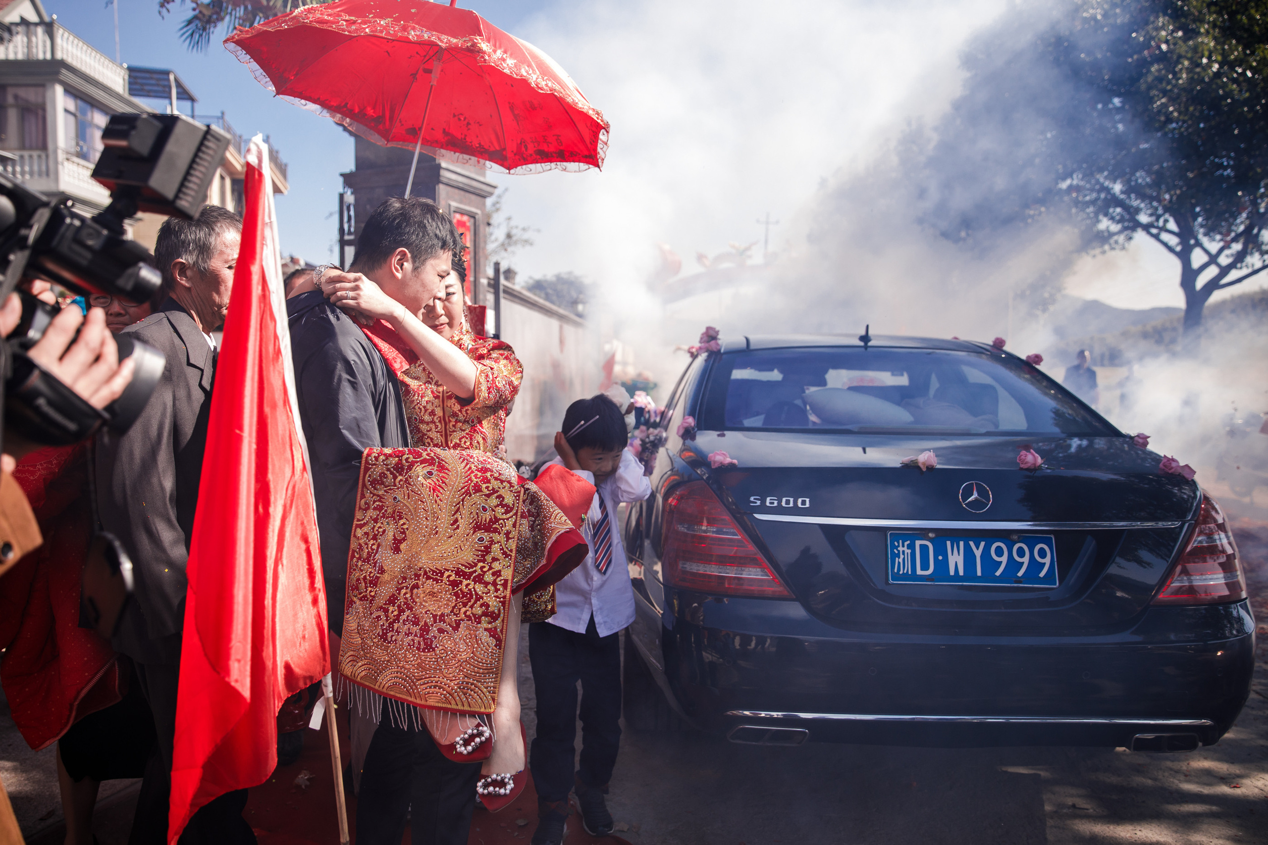 Китайская свадьба по традиционным китайским + европейским обычаям. Фотограф в Шанхае — Лола Пидлуская