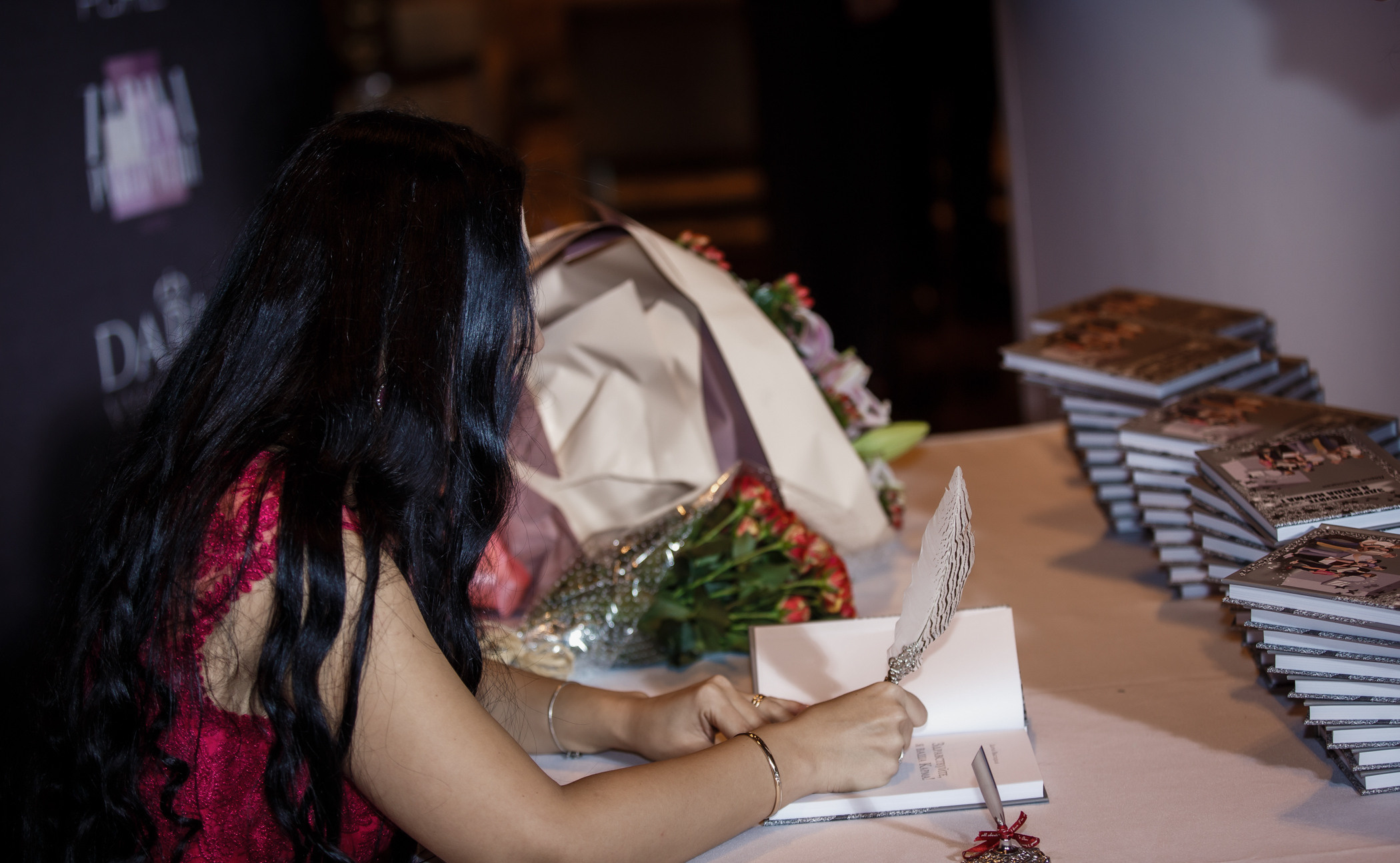 Презентация книги Д. Высоцкой. Фотограф в Шанхае — Лола Пидлуская