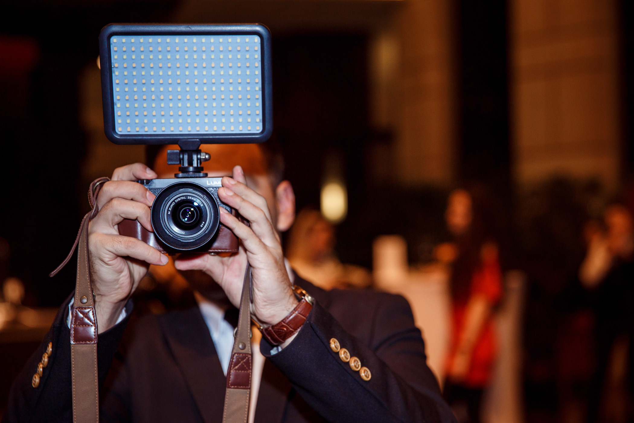 Презентация книги Д. Высоцкой. Фотограф в Шанхае — Лола Пидлуская