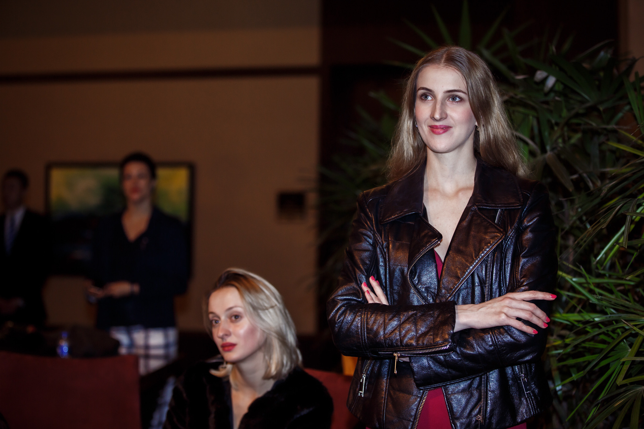 Презентация книги Д. Высоцкой. Фотограф в Шанхае — Лола Пидлуская