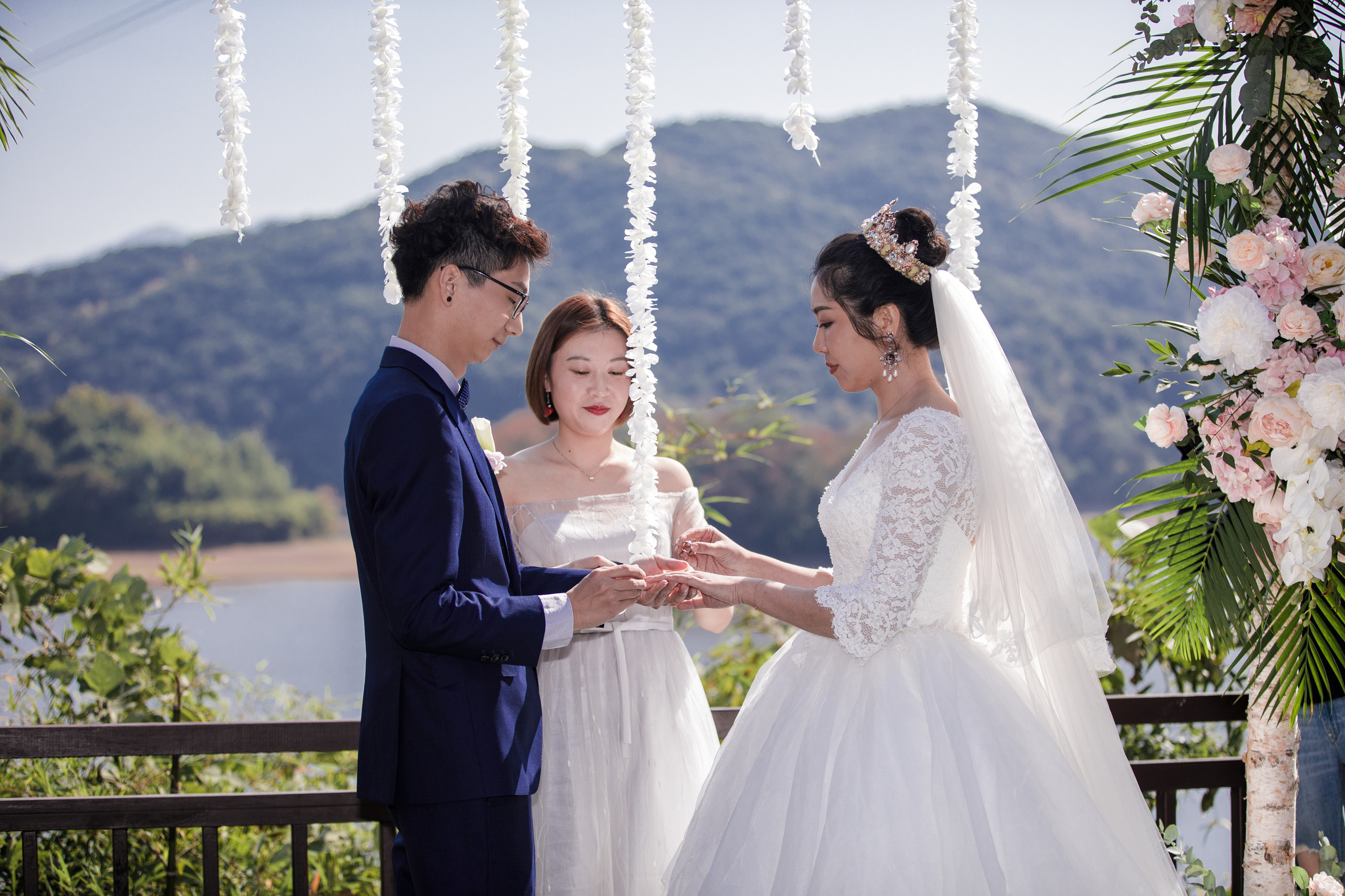 Китайская свадьба по традиционным китайским + европейским обычаям. Фотограф в Шанхае — Лола Пидлуская