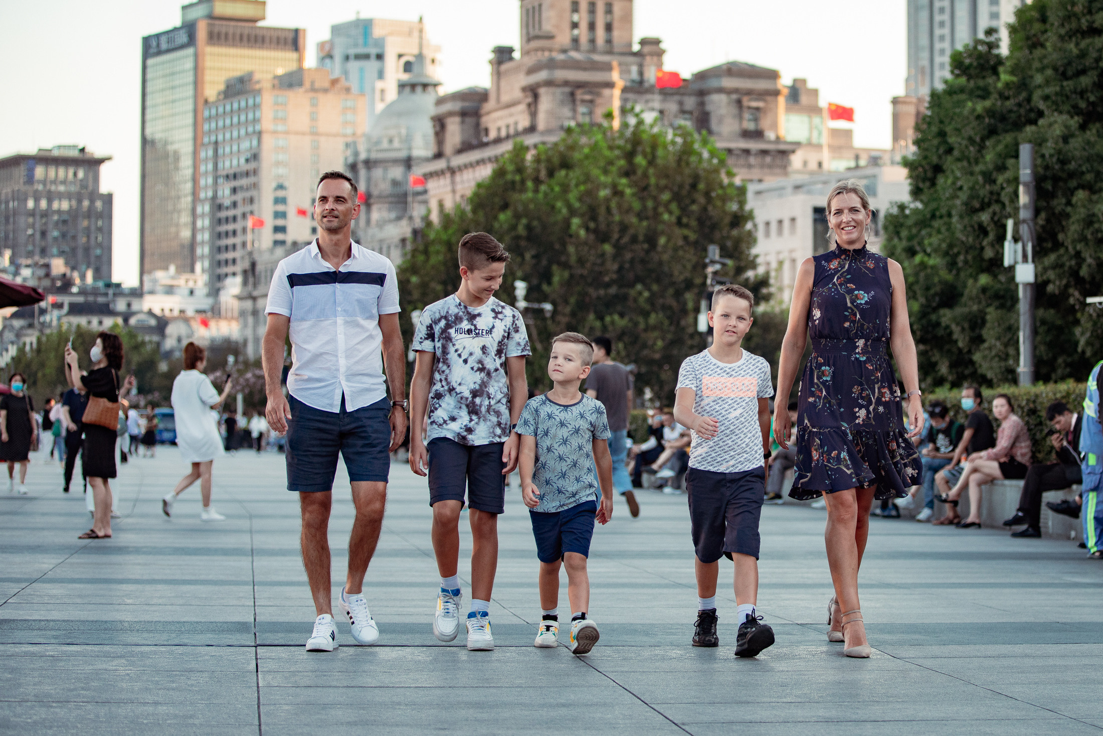 Семейная фотопрогулка, 2 часа — 2 локации. Фотограф в Шанхае — Лола Пидлуская