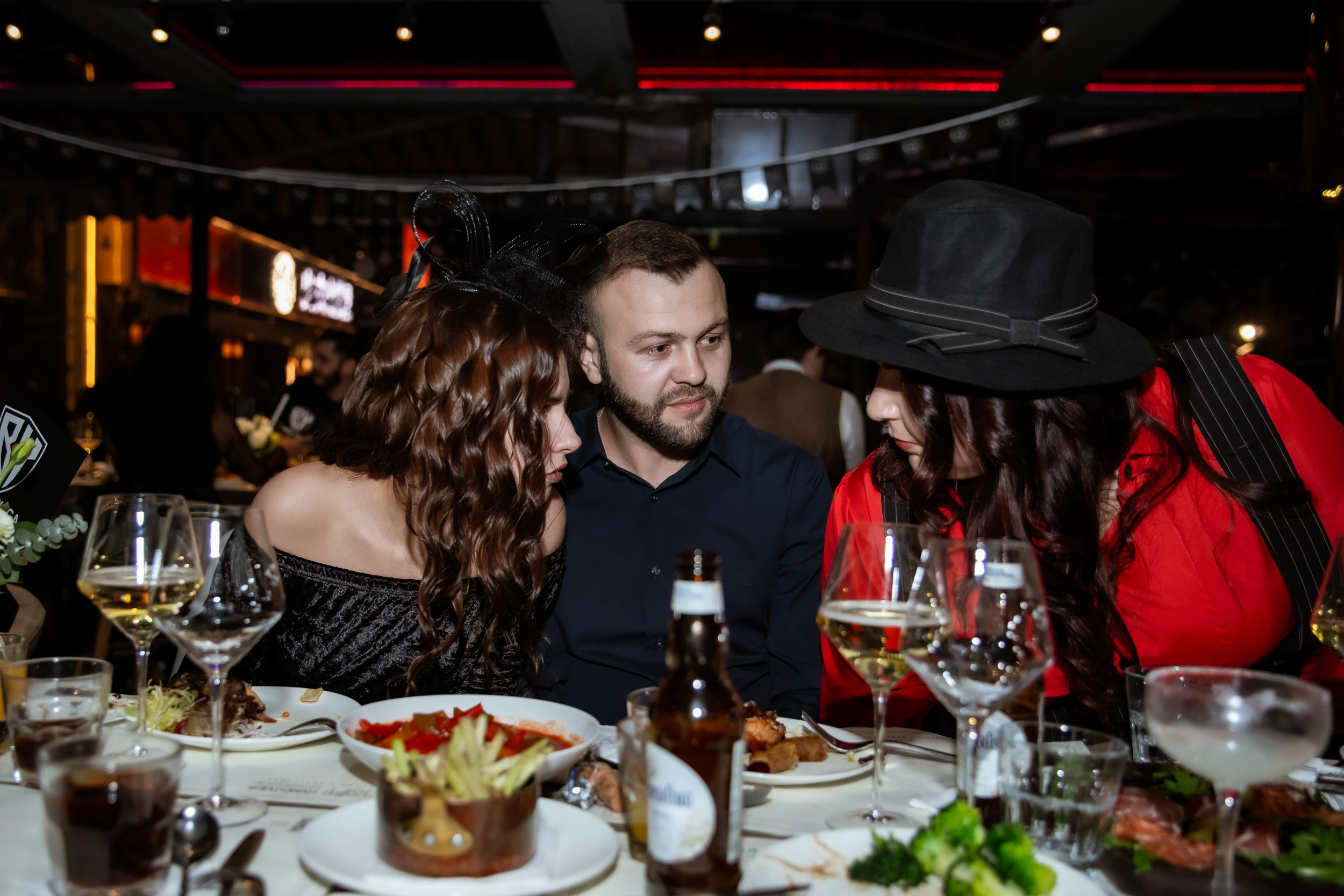 Corporate party in the style of a gangster party. Photographer in Shanghai — Lola Pidluskaya