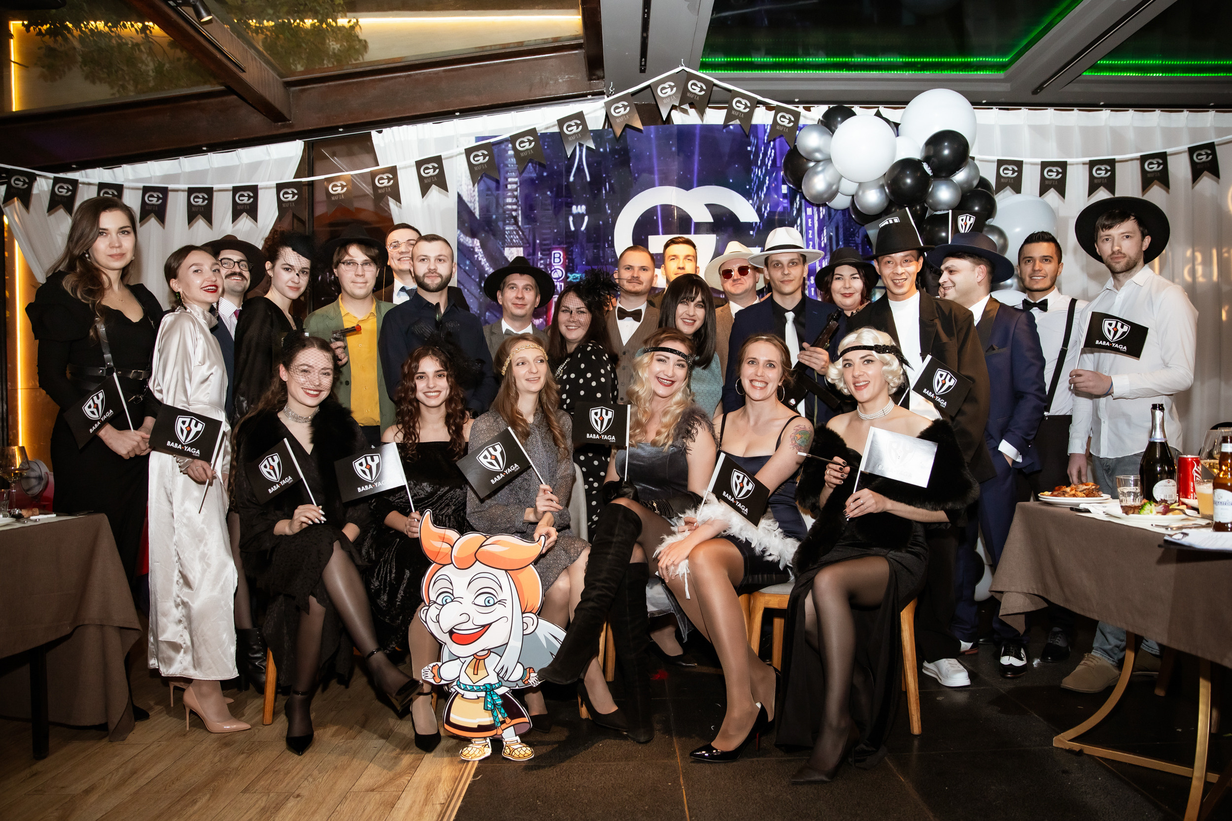 Corporate party in the style of a gangster party. Photographer in Shanghai — Lola Pidluskaya