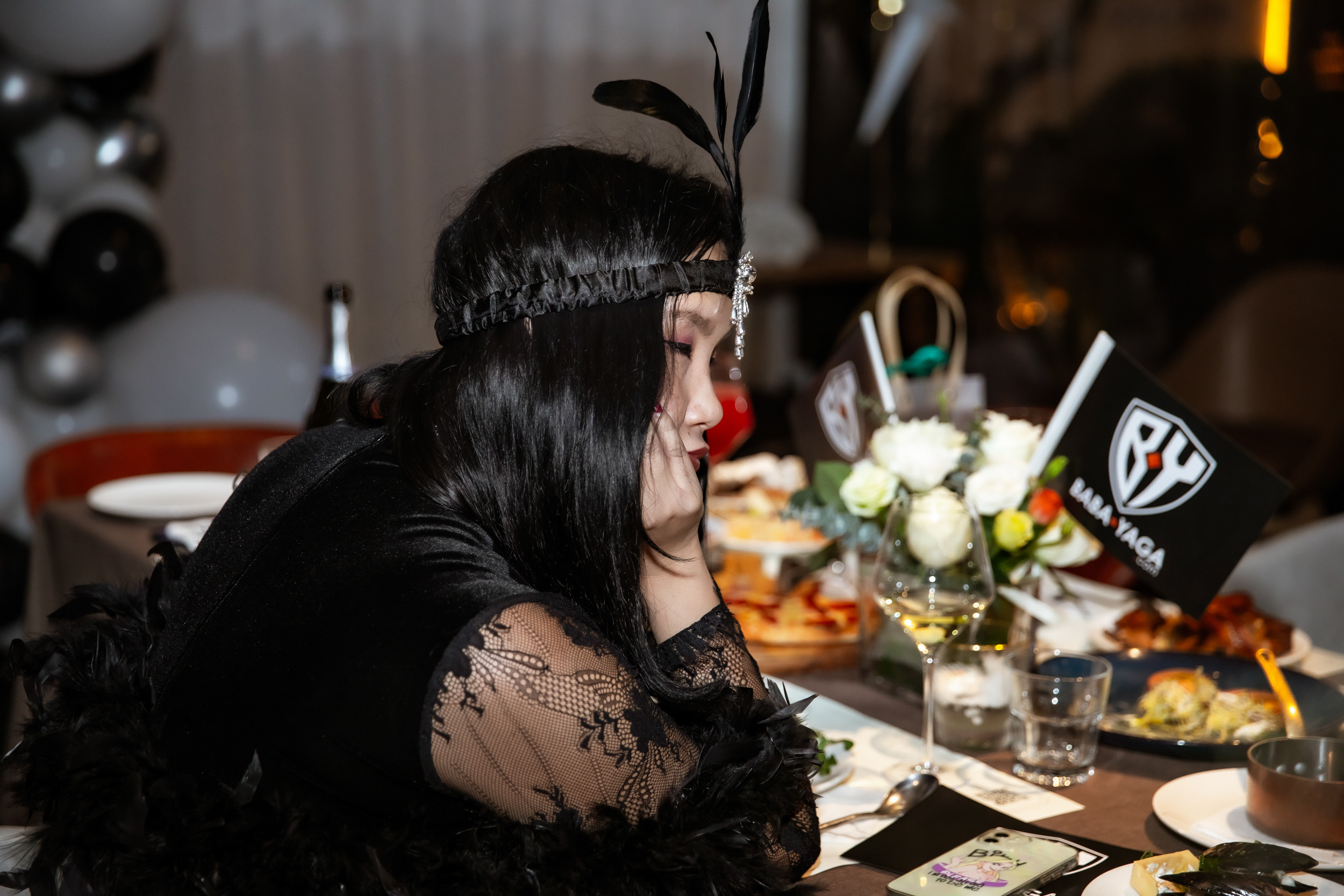 Corporate party in the style of a gangster party. Photographer in Shanghai — Lola Pidluskaya