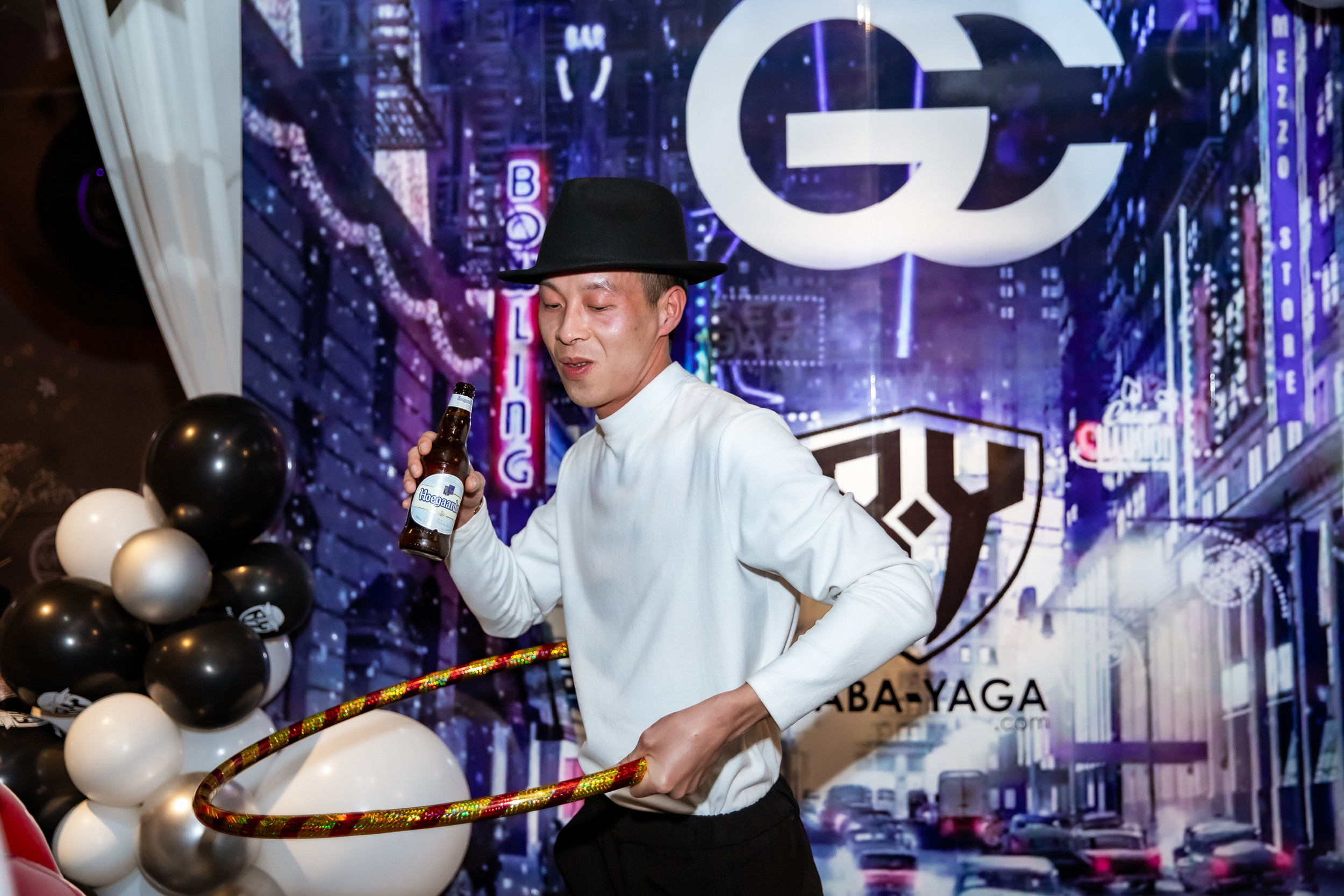 Corporate party in the style of a gangster party. Photographer in Shanghai — Lola Pidluskaya
