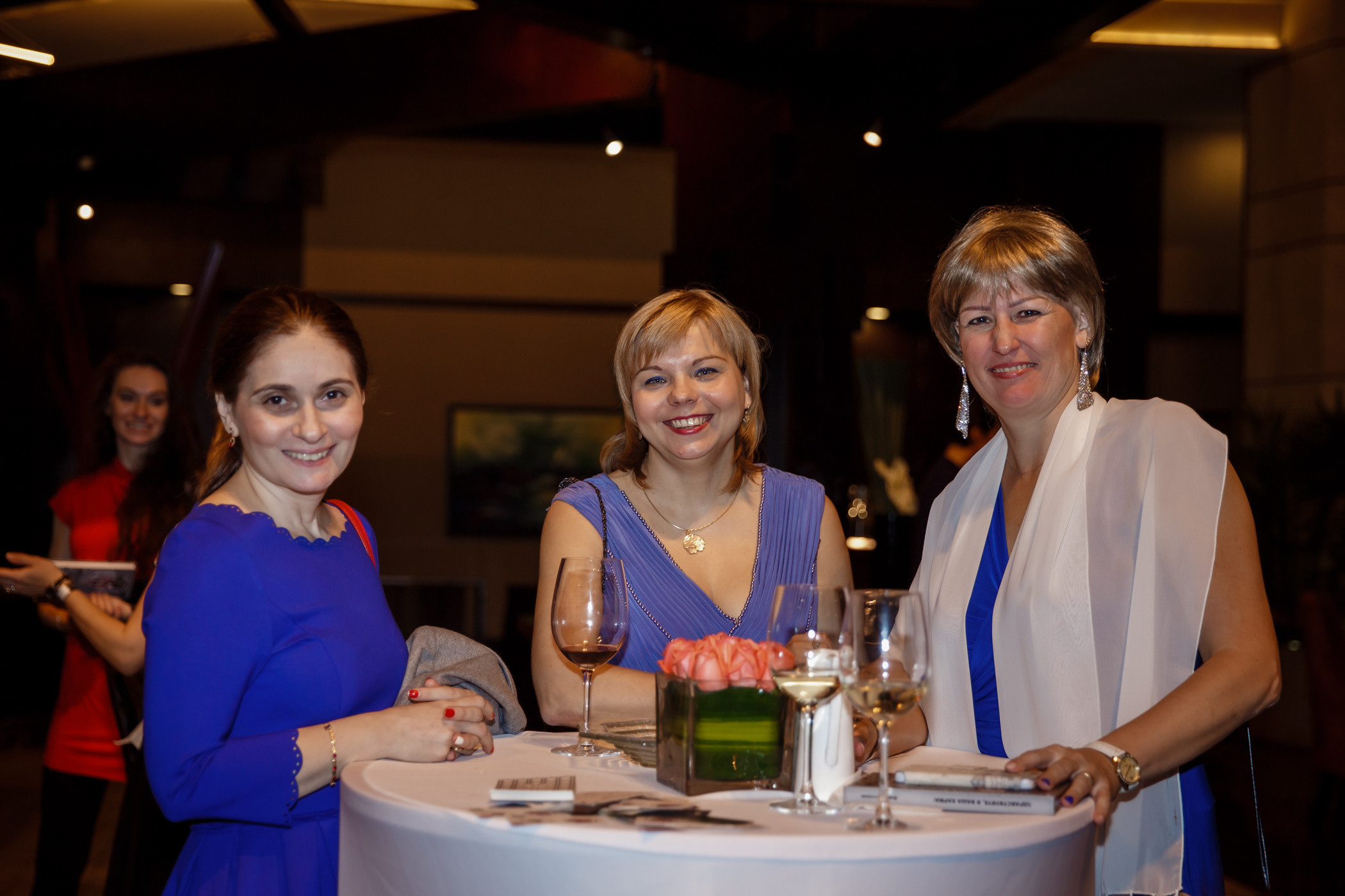 Презентация книги Д. Высоцкой. Фотограф в Шанхае — Лола Пидлуская