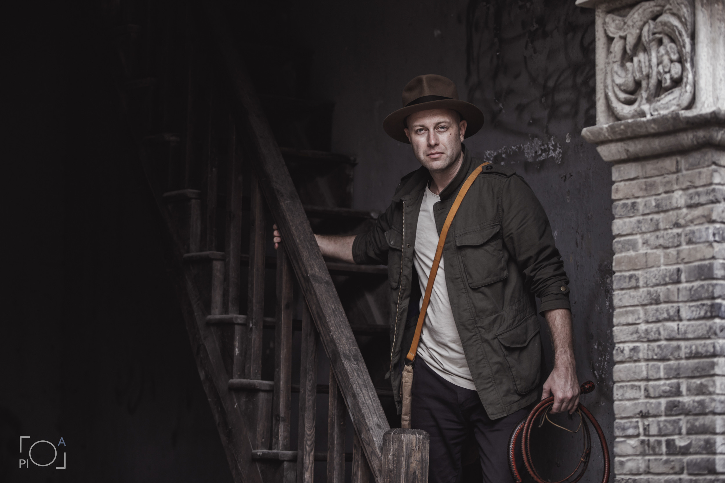 Australian blogger in a Shanghai movie studio. Unretouched. Photographer in Shanghai — Lola Pidluskaya