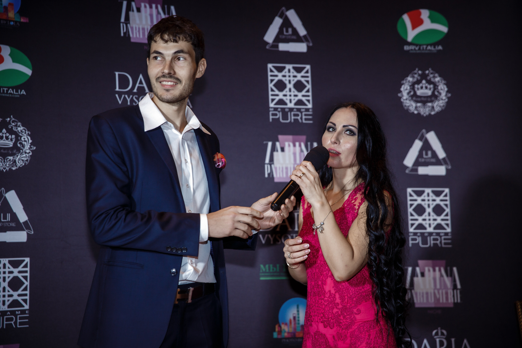 Презентация книги Д. Высоцкой. Фотограф в Шанхае — Лола Пидлуская