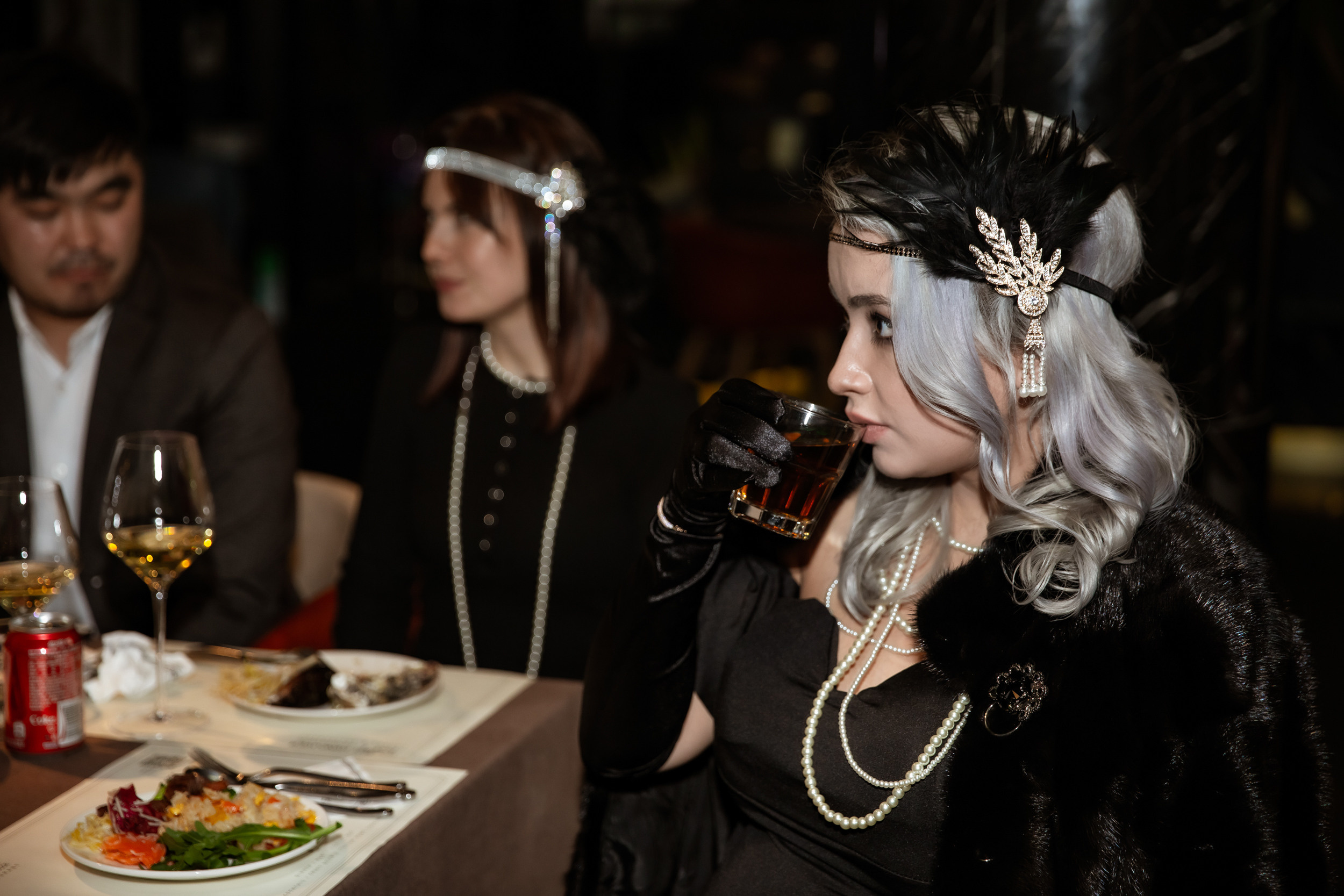 Corporate party in the style of a gangster party. Photographer in Shanghai — Lola Pidluskaya