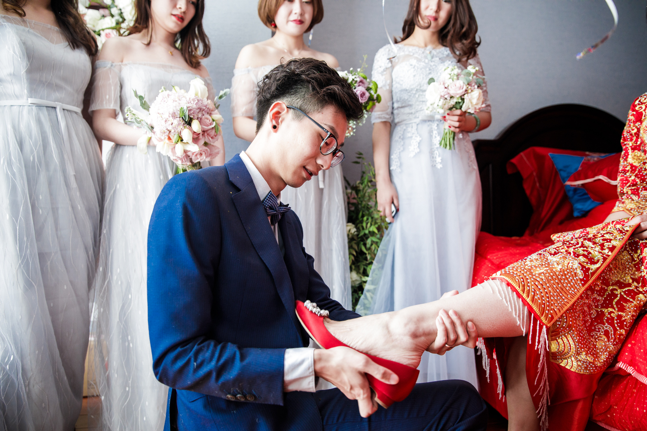 Китайская свадьба по традиционным китайским + европейским обычаям. Фотограф в Шанхае — Лола Пидлуская