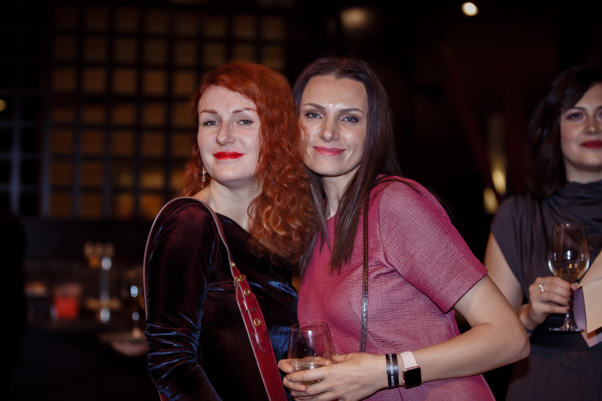 Презентация книги Д. Высоцкой. Фотограф в Шанхае — Лола Пидлуская