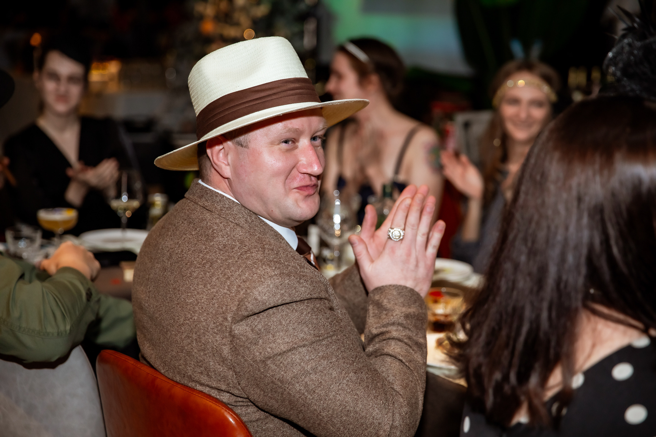 Corporate party in the style of a gangster party. Photographer in Shanghai — Lola Pidluskaya