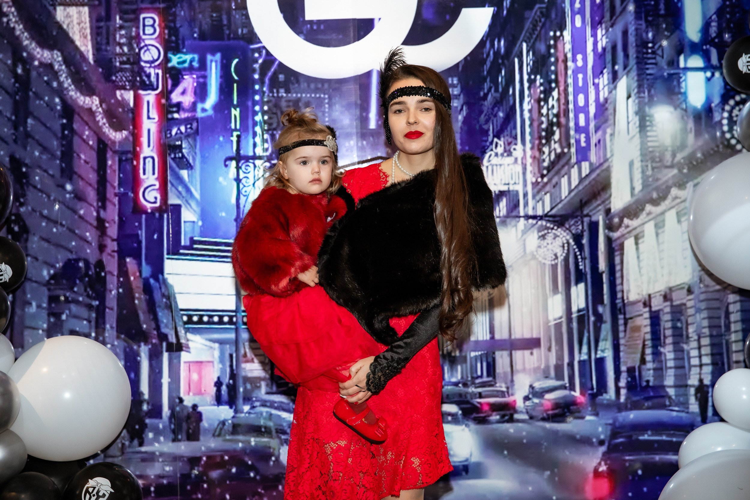 Corporate party in the style of a gangster party. Photographer in Shanghai — Lola Pidluskaya