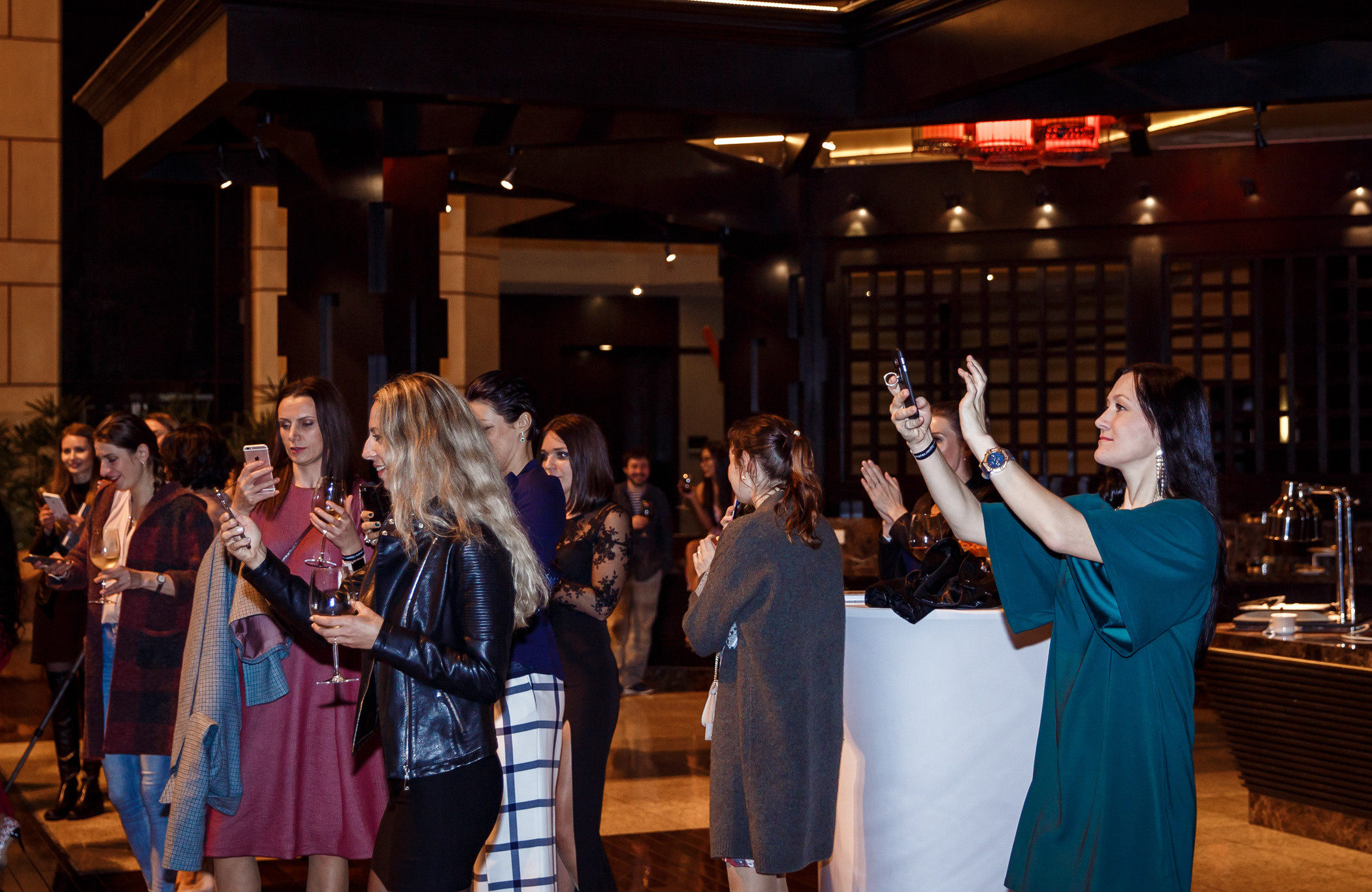 Презентация книги Д. Высоцкой. Фотограф в Шанхае — Лола Пидлуская