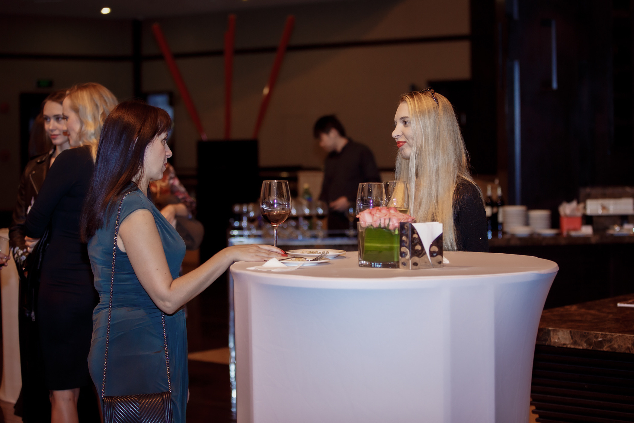 Презентация книги Д. Высоцкой. Фотограф в Шанхае — Лола Пидлуская