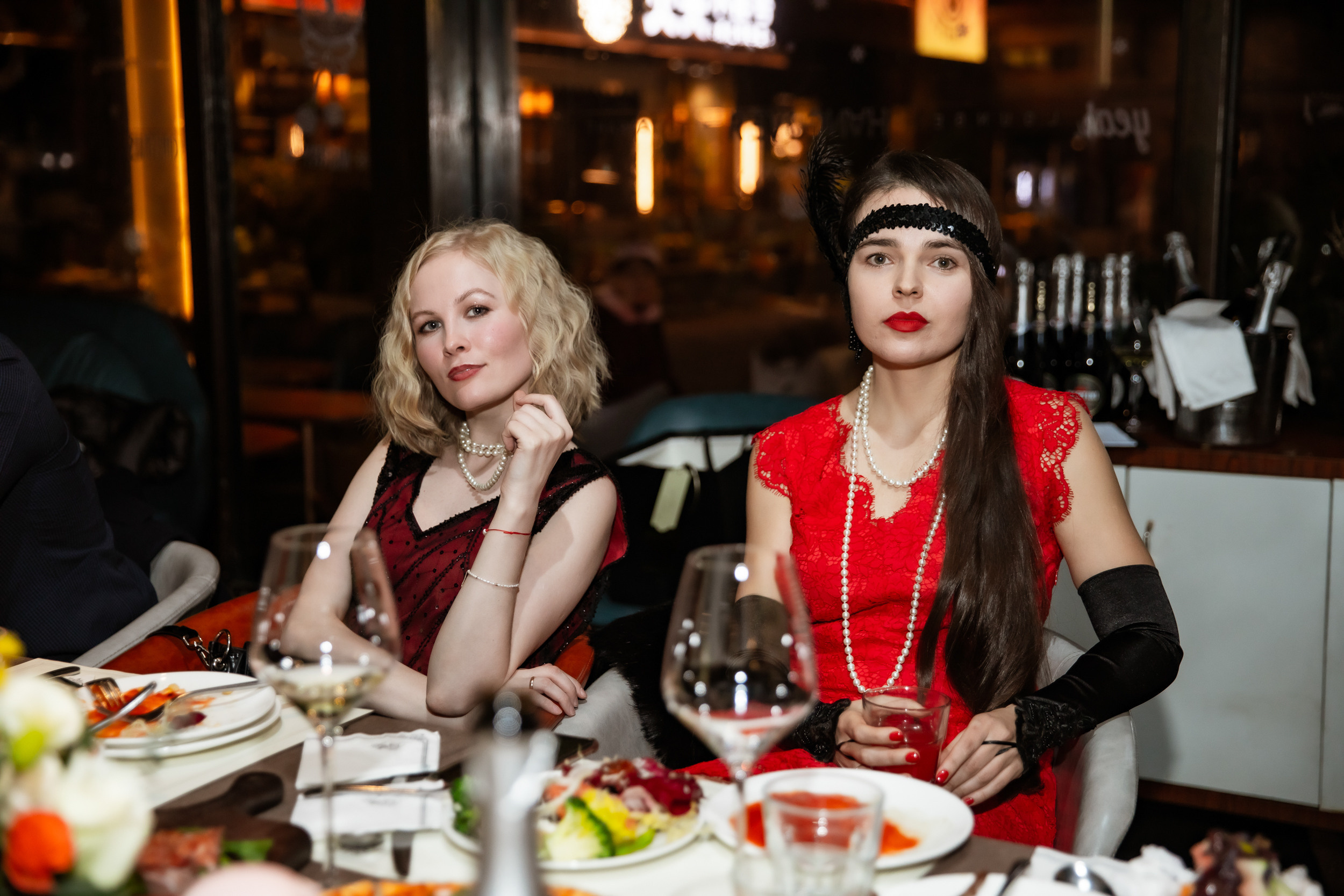 Corporate party in the style of a gangster party. Photographer in Shanghai — Lola Pidluskaya