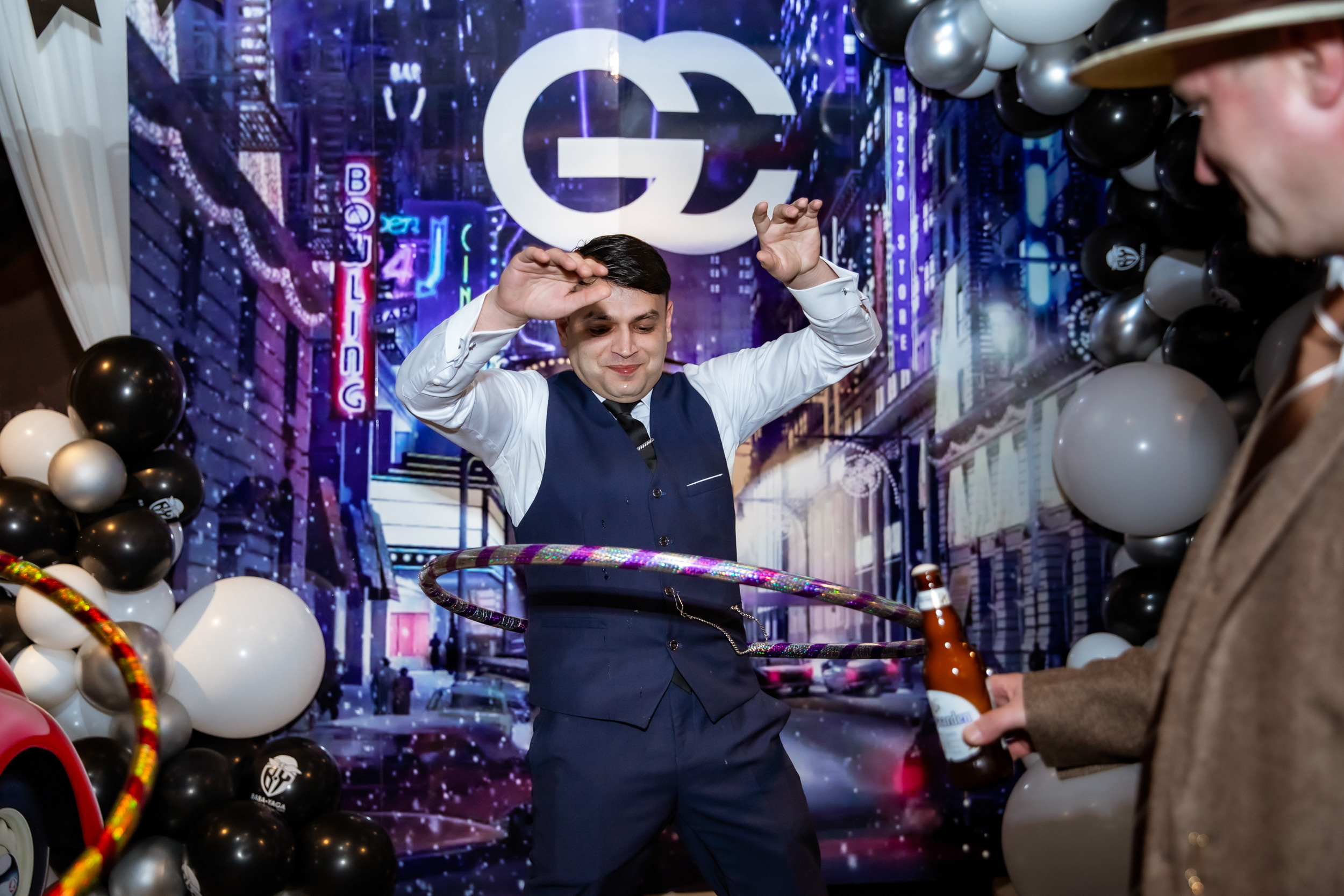 Corporate party in the style of a gangster party. Photographer in Shanghai — Lola Pidluskaya