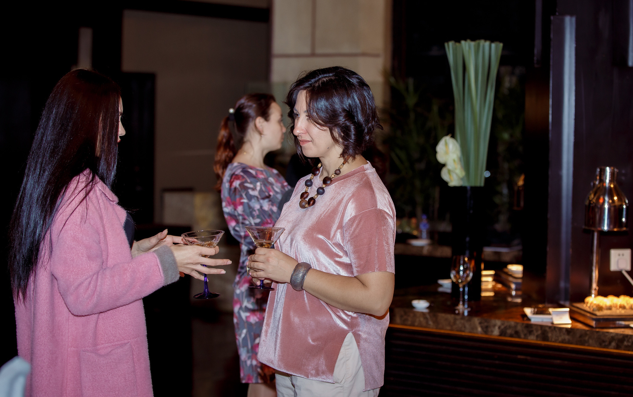 Презентация книги Д. Высоцкой. Фотограф в Шанхае — Лола Пидлуская