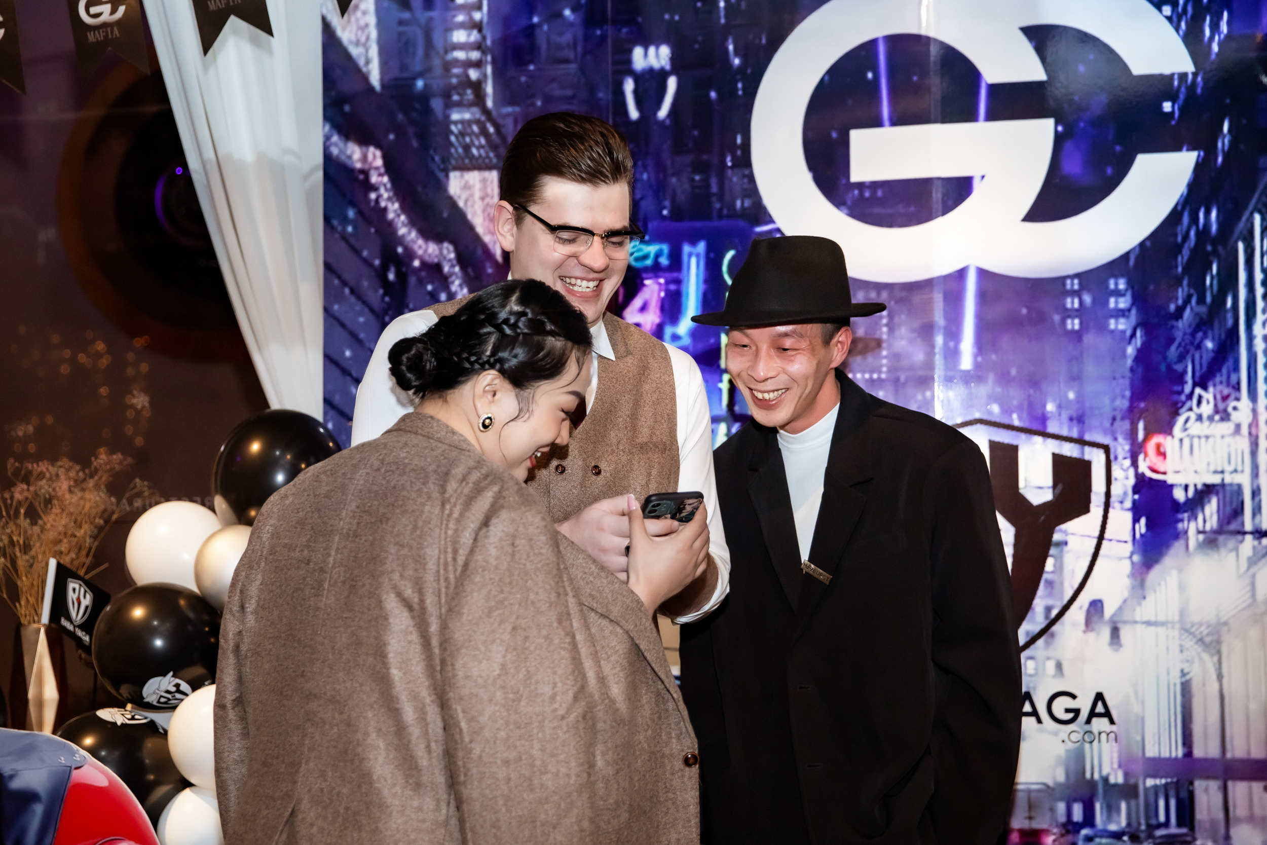 Corporate party in the style of a gangster party. Photographer in Shanghai — Lola Pidluskaya