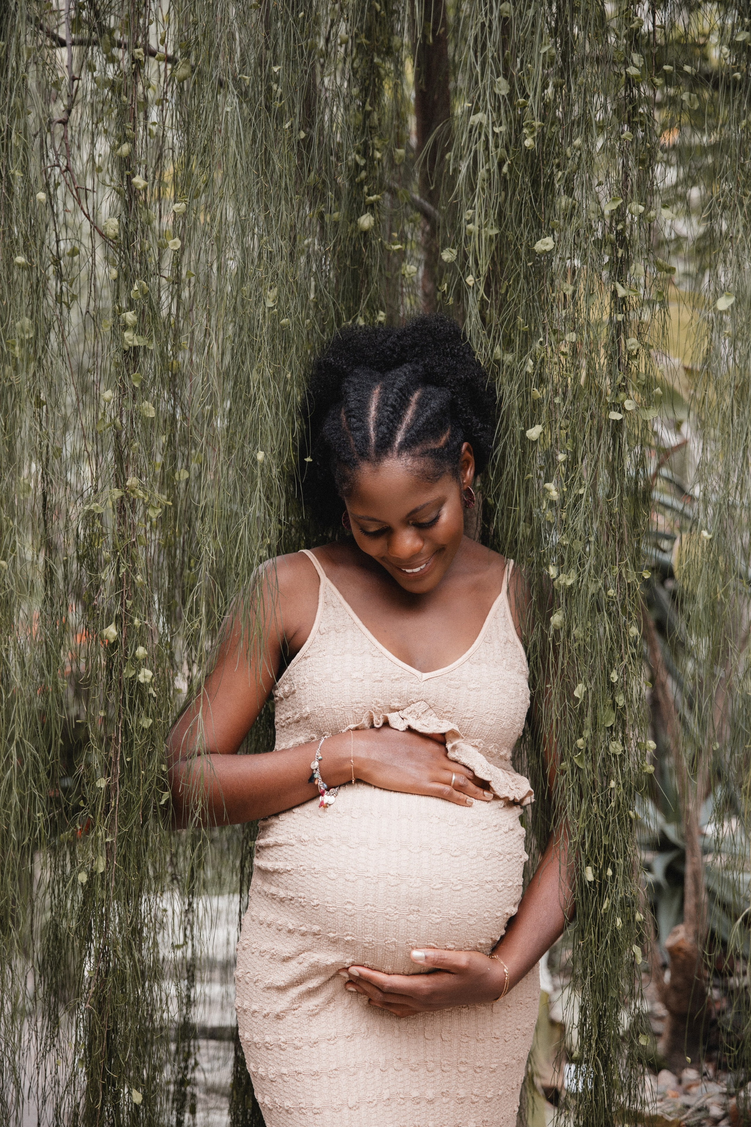 Babybauch Shooting im Botanischen Garten Bochum | Reiche Fotografie. Hochzeitsfotografin Bochum | Halyna Reiche Fotografie NRW