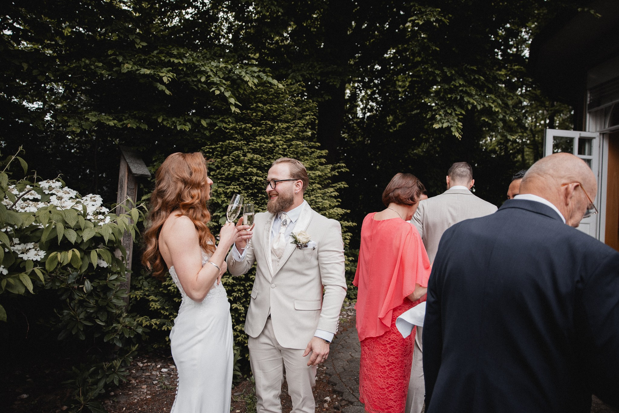 PEGGY & DENNIS | FLETCHER WALDHOTEL NORDRHEIN-WESTFALEN. Photographer in Bochum Dolia Halyna