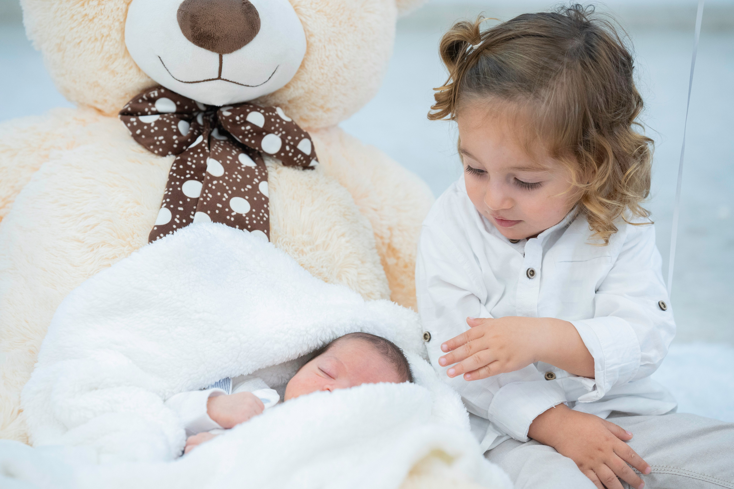 הברית של יוסף וחנה. יוסף מזרחי צילום חתונה, ברית וזוגיות. צלם מקצועי שאוהב להוציא אתכם הכי יפים ברגעים הכי מרגשים