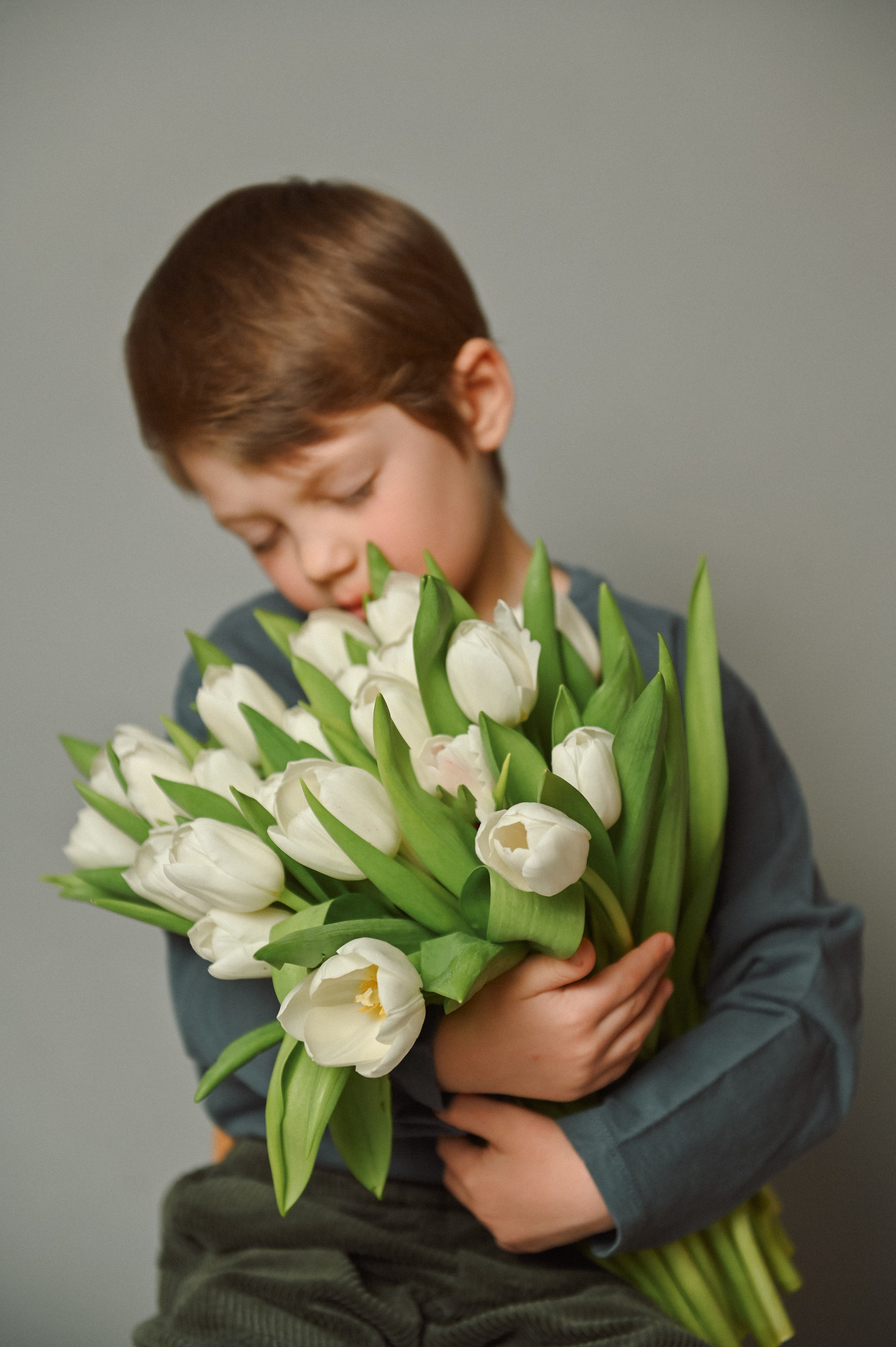 Весенние цветы. Детский и семейный фотограф в финляндии дина пулкка. контент фотограф