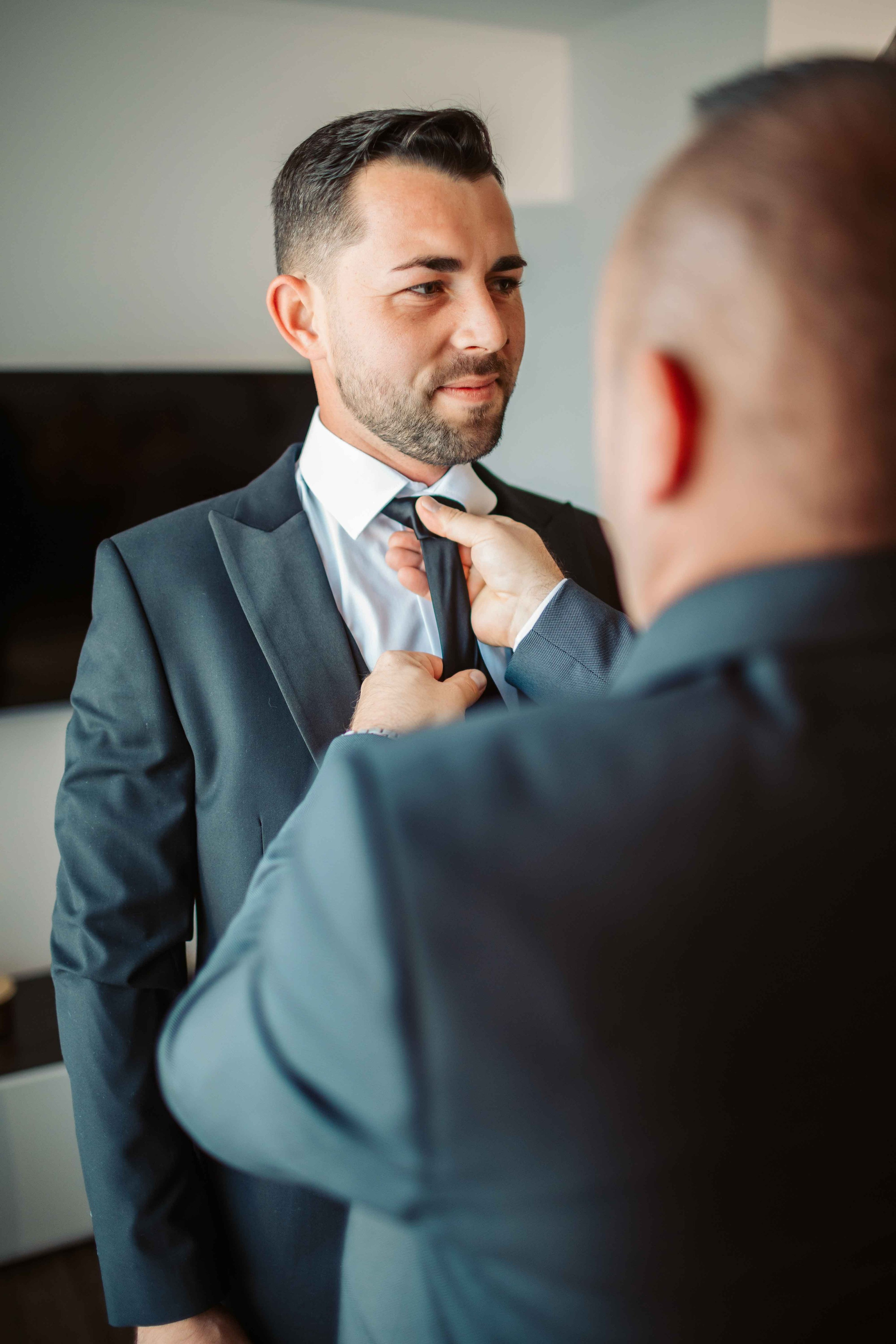 Crenguta & Robert. Contrast Studio