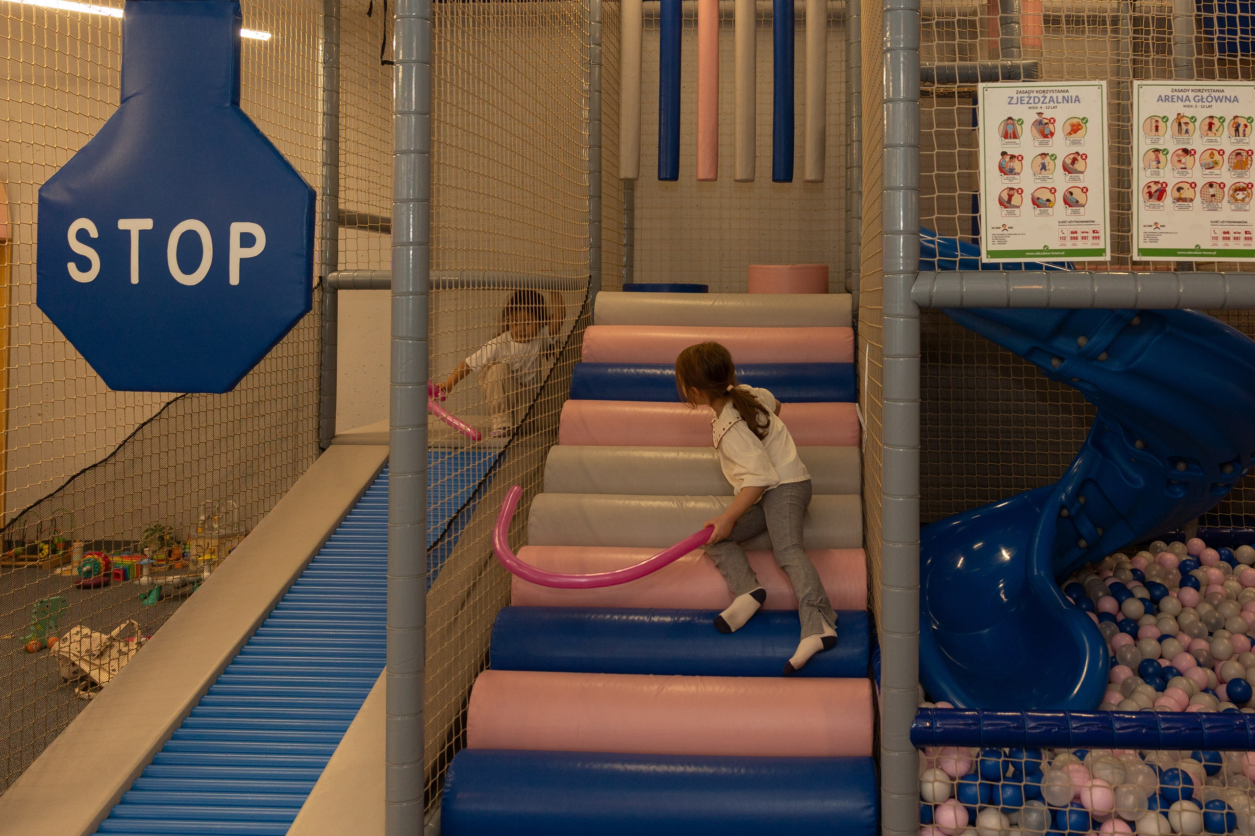 День рождения Артёма 24 января 2026 года. Семейный и детский фотограф в Варшаве Мила Бобровская