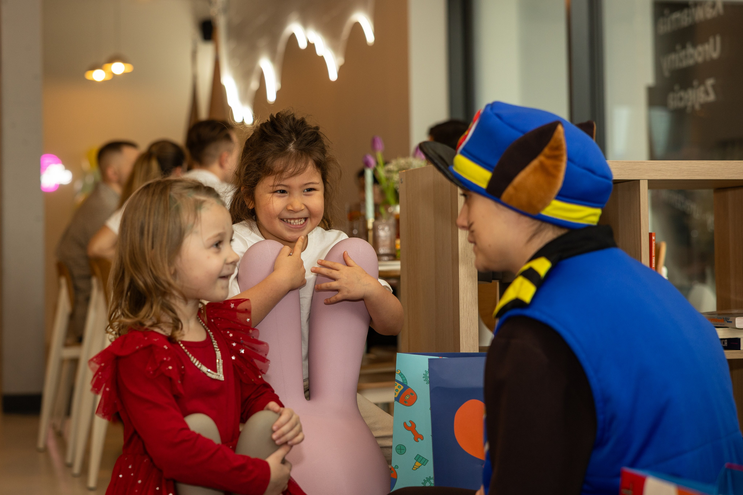 День рождения Артёма 24 января 2026 года. Семейный и детский фотограф в Варшаве Мила Бобровская