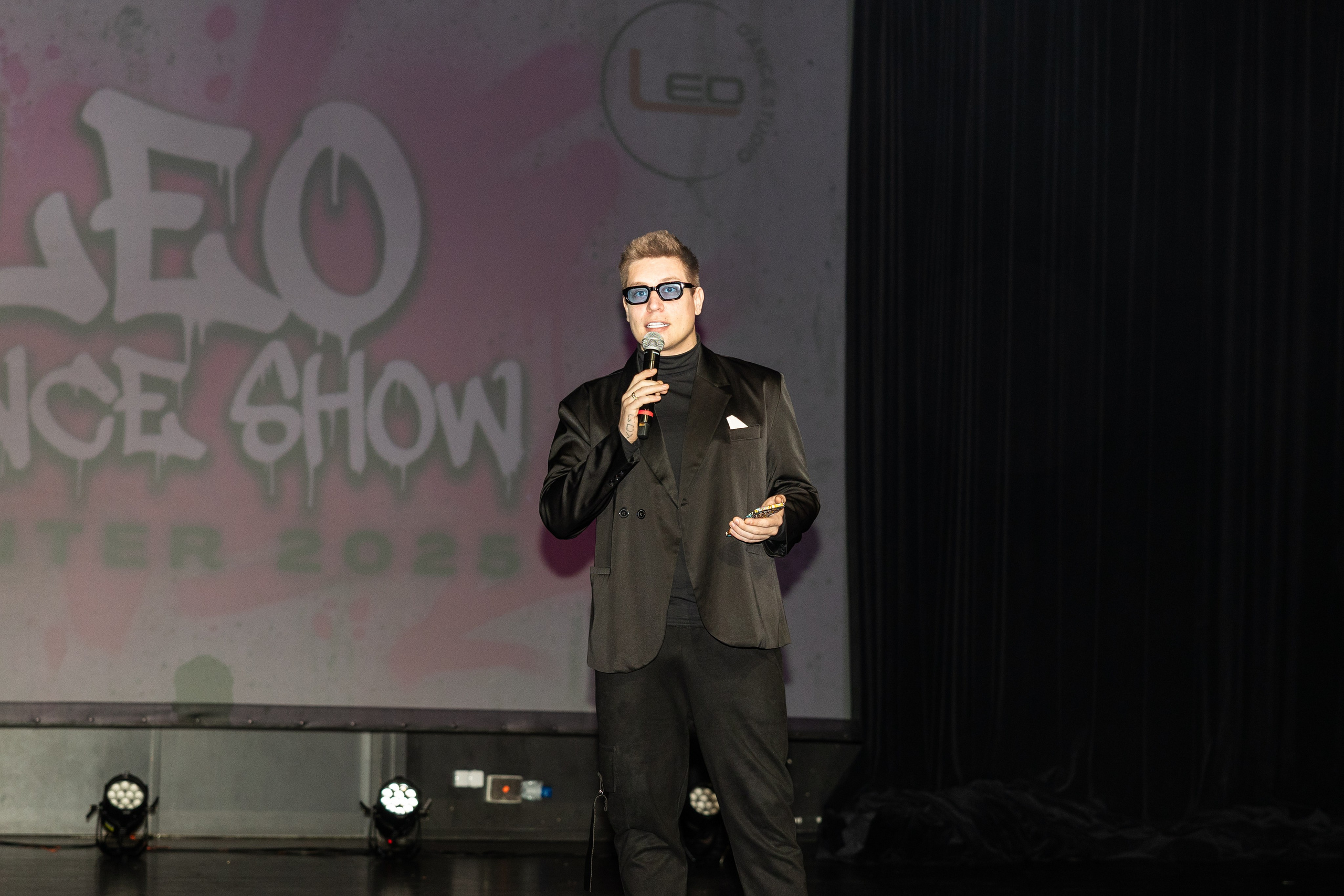 LEO DANCE SHOW WINTER 2025. Семейный и детский фотограф в Варшаве Мила Бобровская