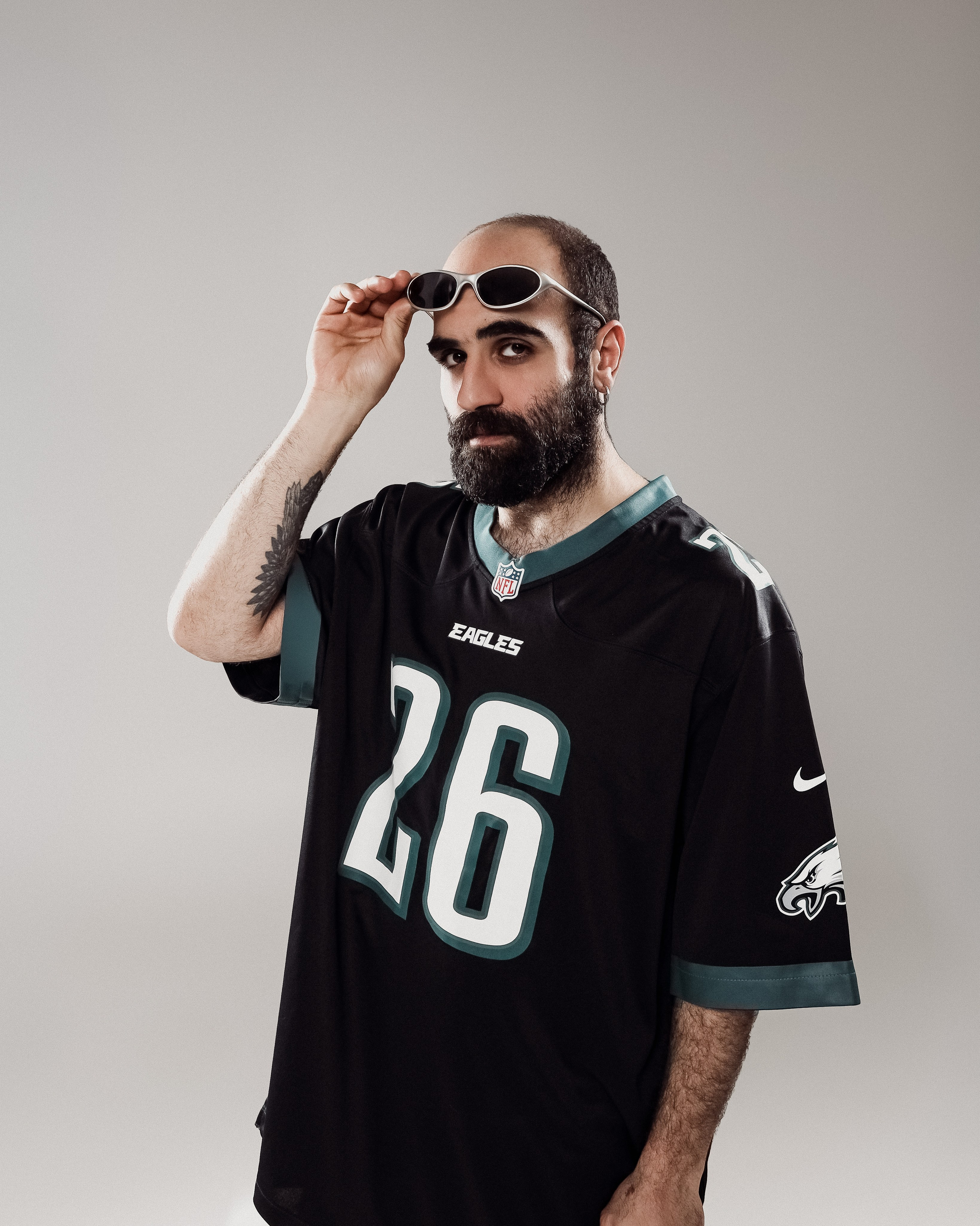 Studio (taron). Asmikiam