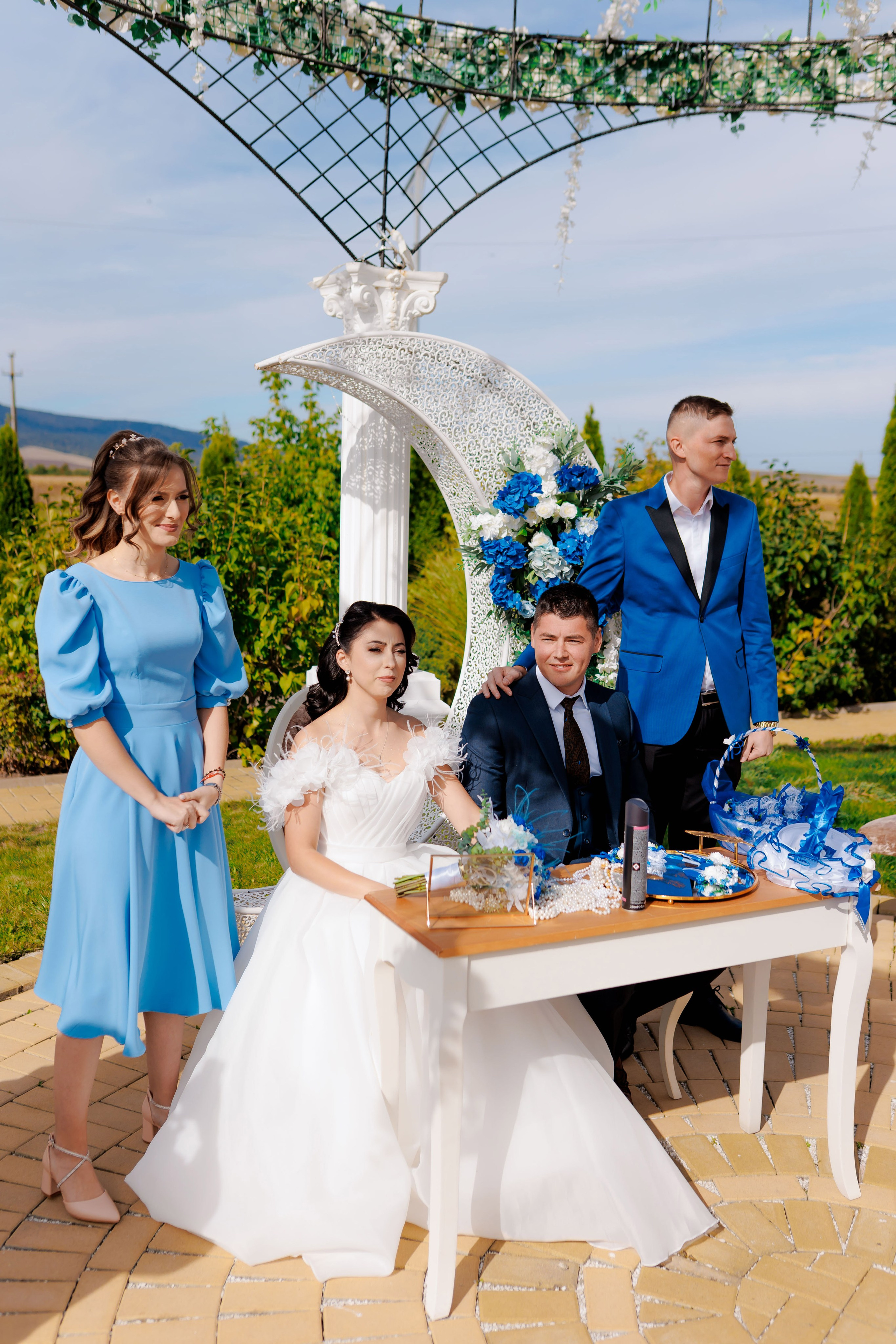 Loredana & Emilian – Ziua Nunții | Videografie - fotografie Botez Suceava, Iași, Botoșani. Servicii foto-video profesionale, pentru momente de neuitat