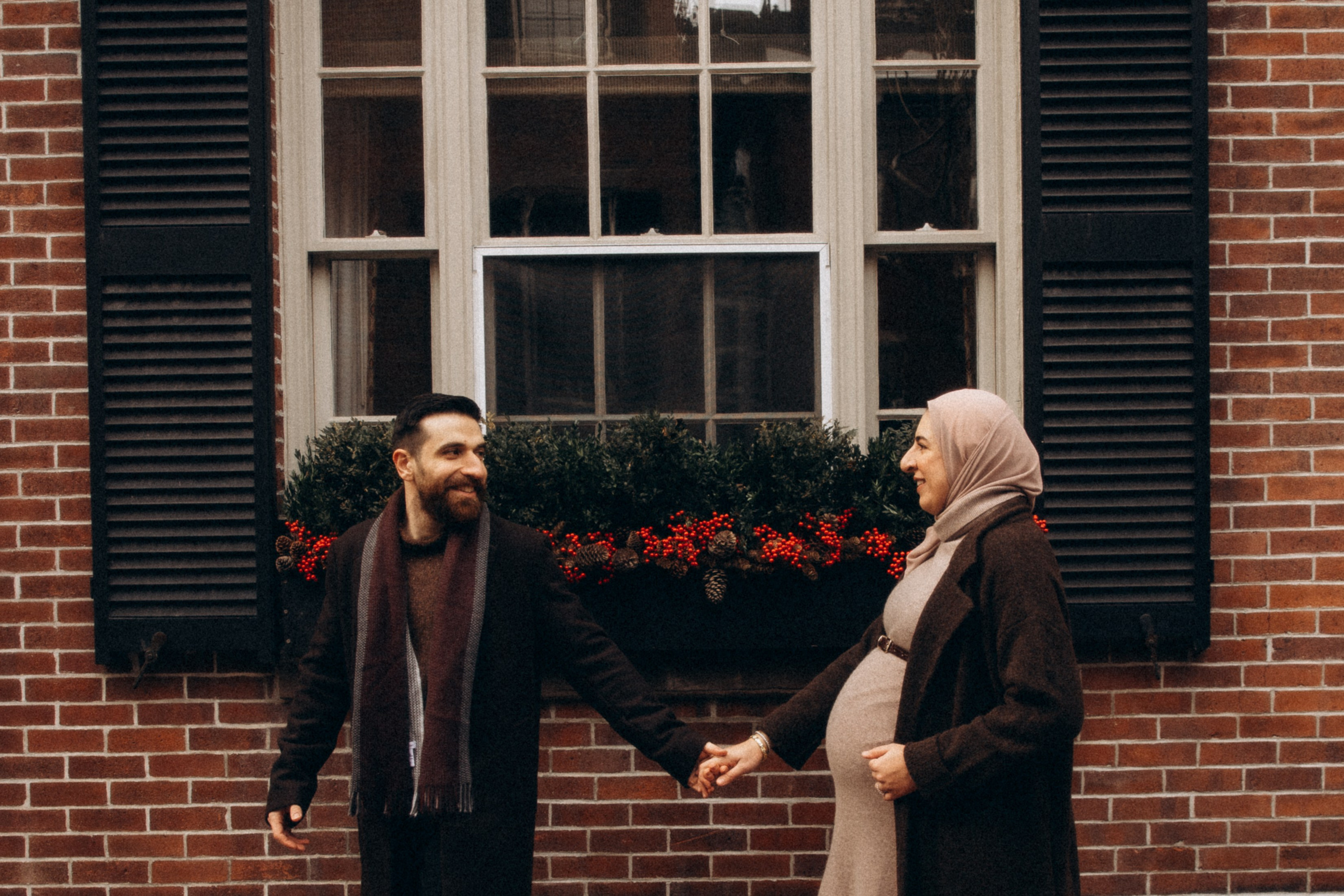 Winter Pregnancy Photoshoot | Bacon Hill, Boston